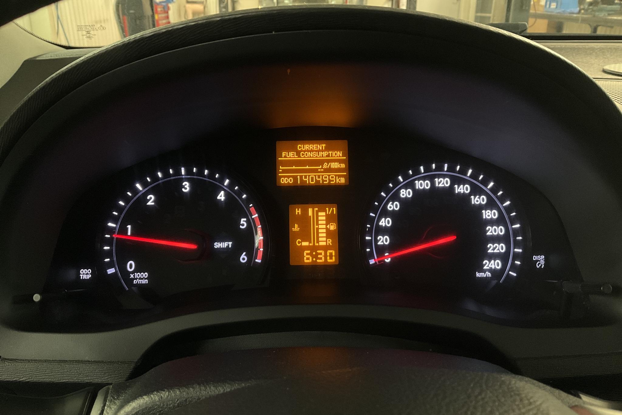 Toyota Avensis 2.0 D-4D Kombi (124hk) - 140 500 km - Manual - silver - 2013