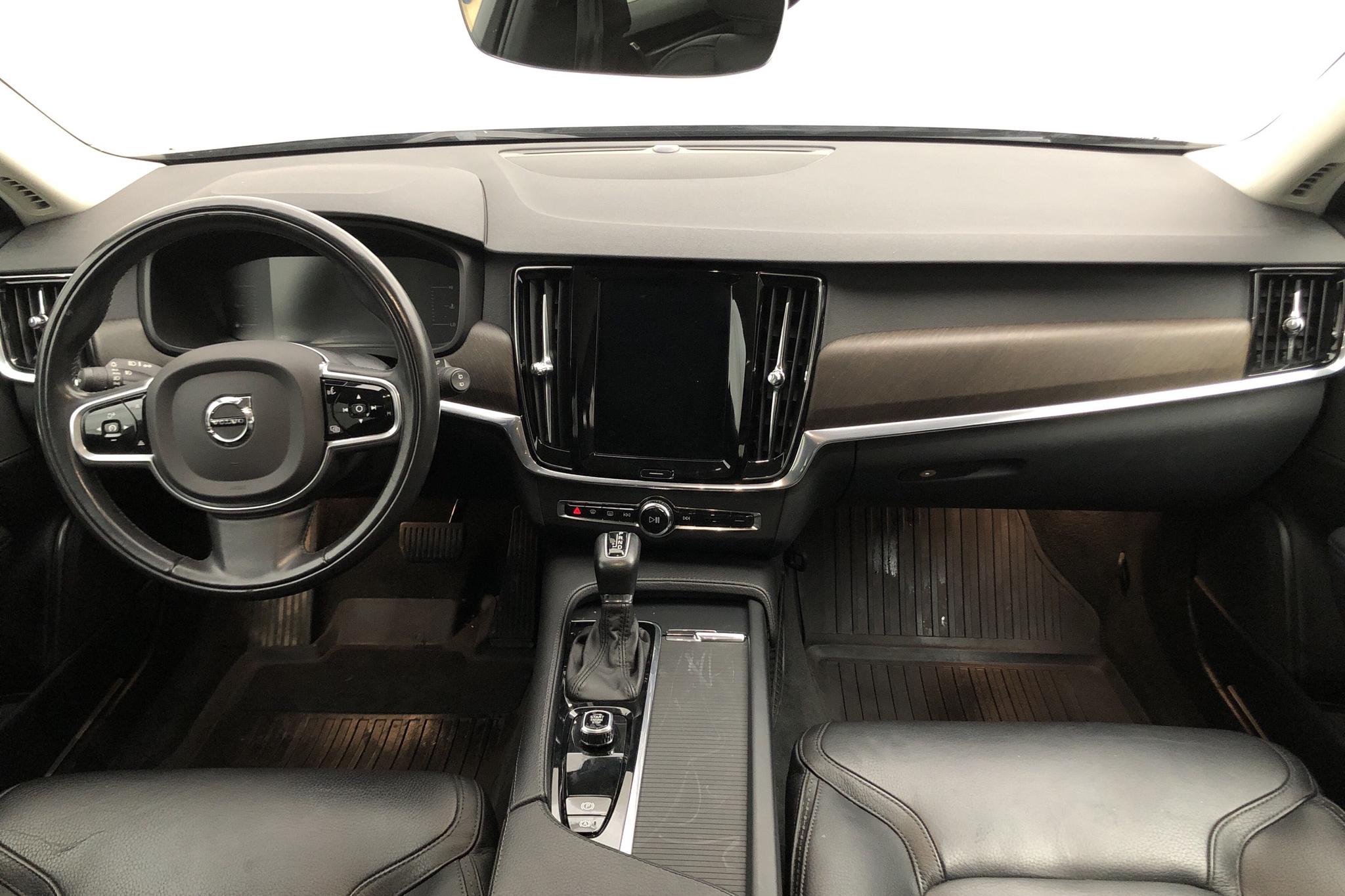Volvo V90 D4 Cross Country AWD (190hk) - 82 890 km - Automatic - gray - 2018