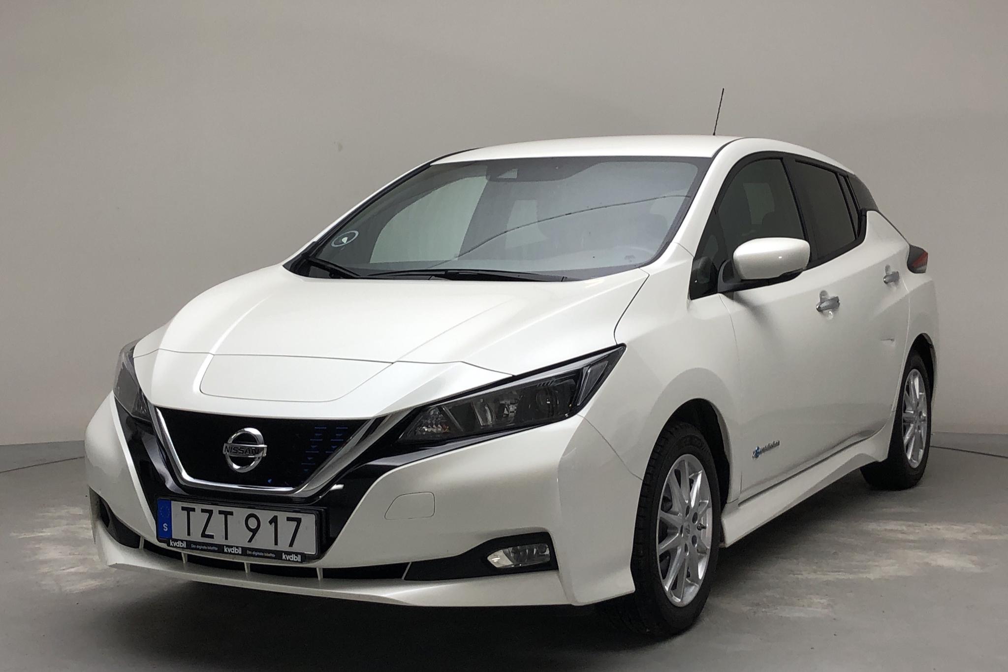 Nissan LEAF 5dr 39 kWh (150hk) - 25 160 km - Automatic - white - 2018