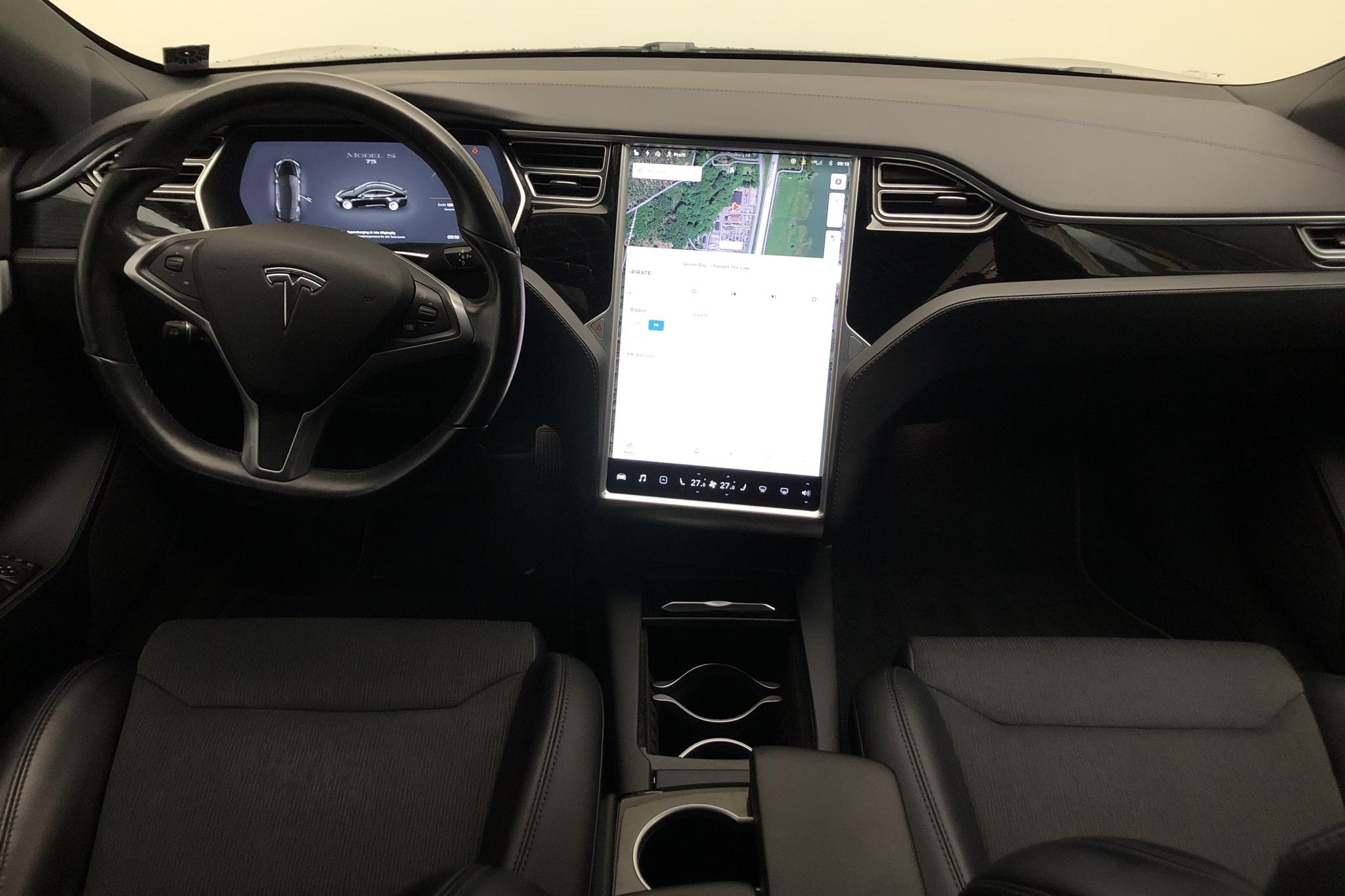 Tesla Model S 75 - 146 290 km - Automatic - black - 2017
