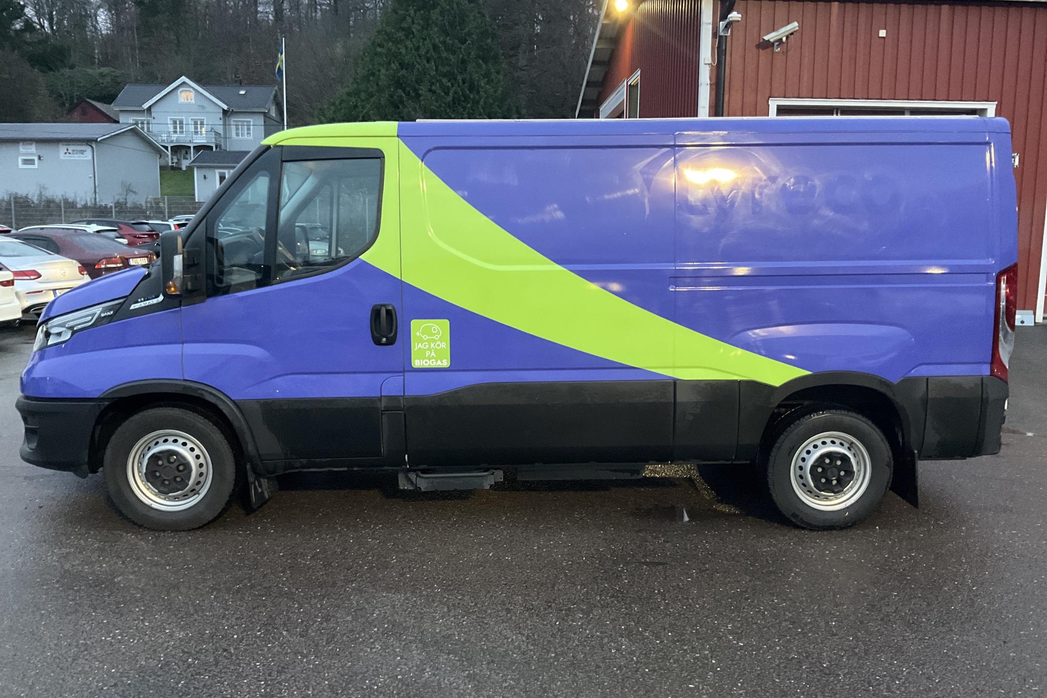 Iveco Daily 35 3.0 CNG (136hk) - 3 403 mil - Automat - vit - 2021