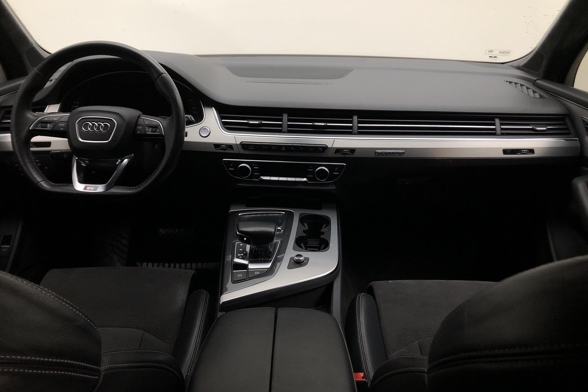 Audi Q7 3.0 TDI quattro (272hk) - 157 280 km - Automatic - gray - 2016