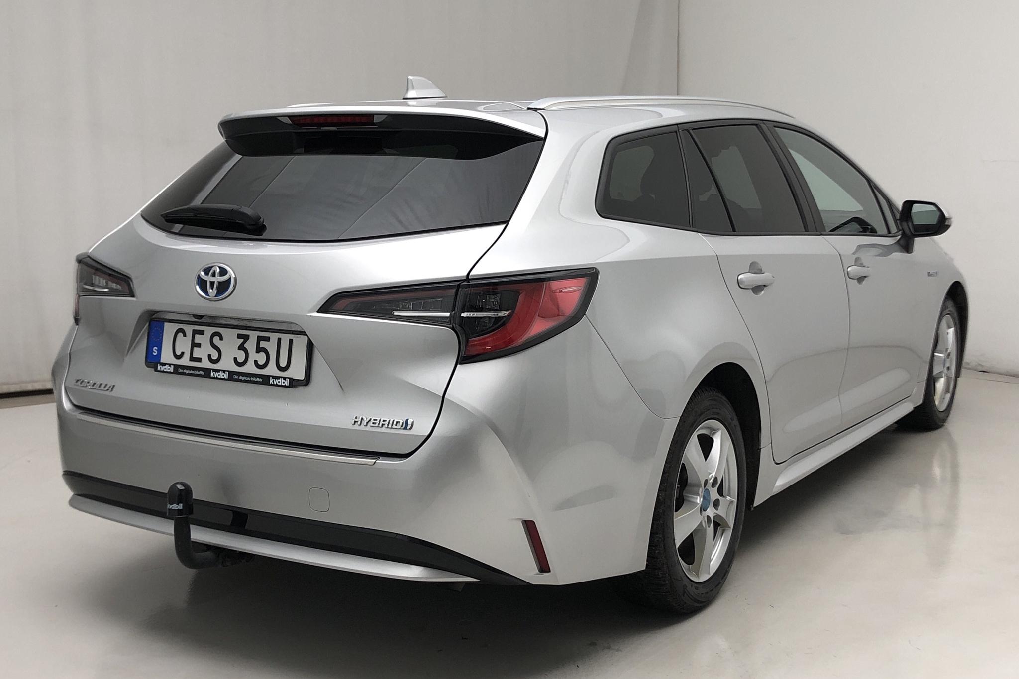 Toyota Corolla 1.8 Hybrid Touring Sports (122hk) - 60 010 km - Automatic - silver - 2019