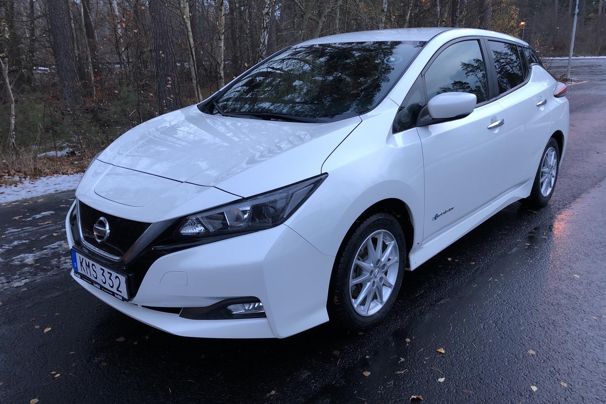 Nissan LEAF 5dr 39 kWh (150hk) - 61 500 km - Automatic - white - 2018