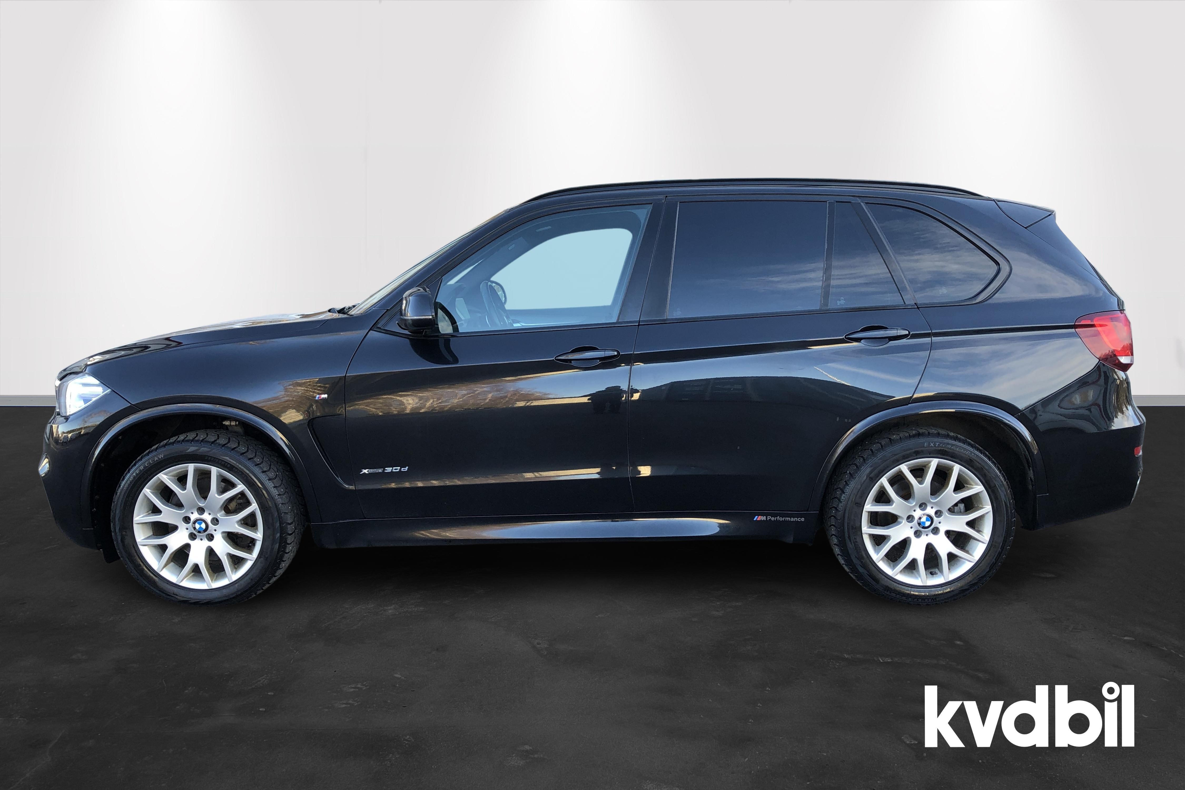 BMW X5 - 156 410 km - Automatic - black - 2014