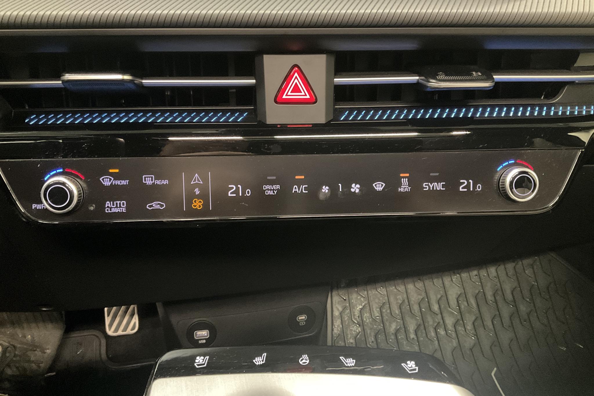 KIA EV6 AWD (325hk) - 2 646 mil - Automat - blå - 2022