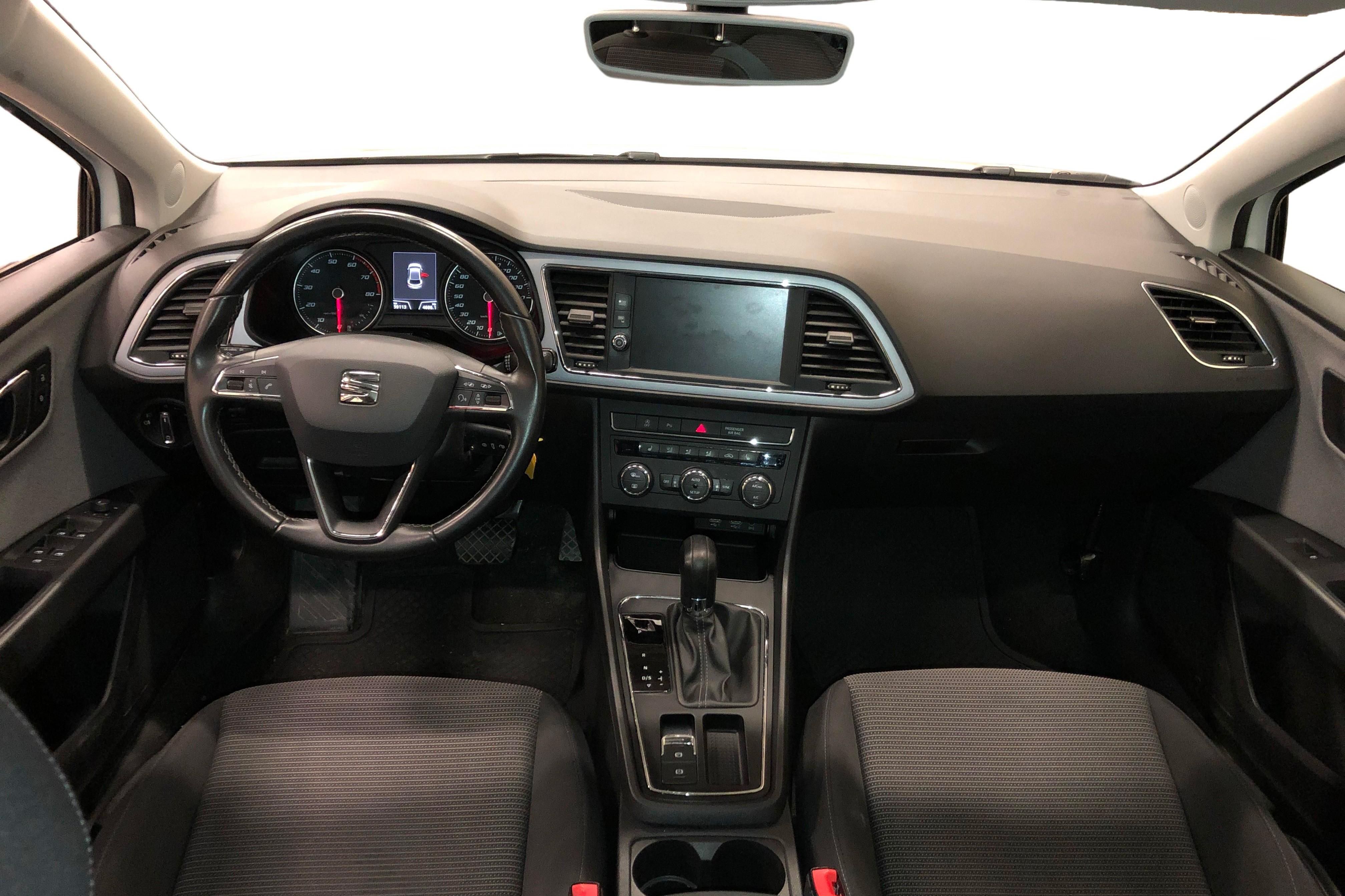 Seat Leon 1.4 TGI 5dr (110hk) - 59 130 km - Automatic - white - 2017