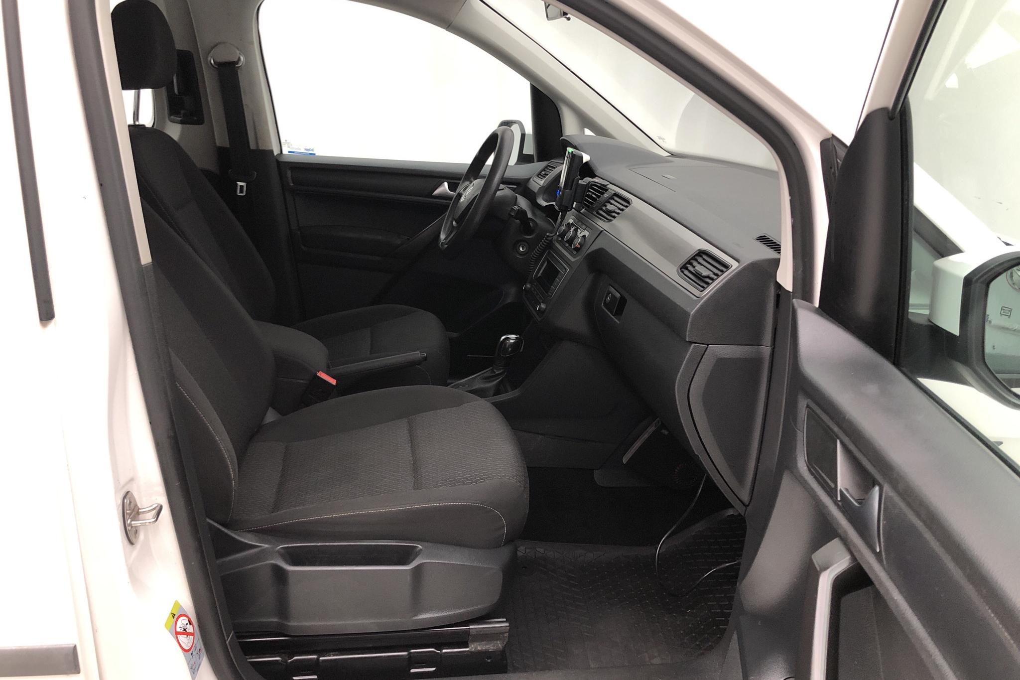 VW Caddy MPV Maxi 1.4 TGI (110hk) - 13 802 mil - Automat - vit - 2017