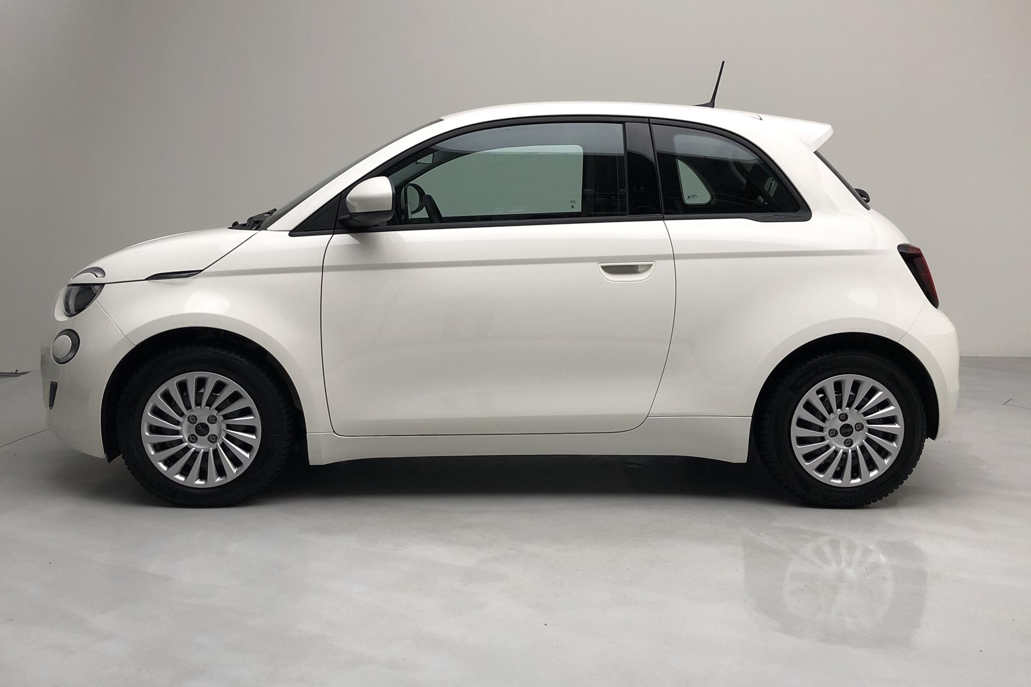 Fiat 500e 42kWh (118hk) - 162 mil - Automat - vit - 2022