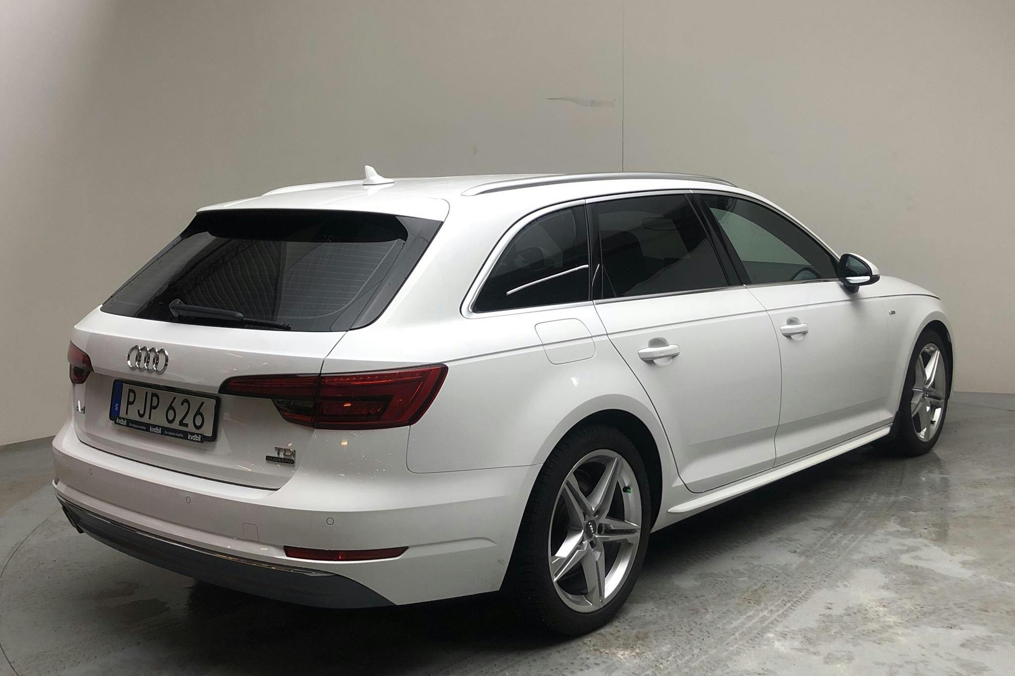 Audi A4 2.0 TDI Avant quattro (190hk) - 13 209 mil - Automat - vit - 2017
