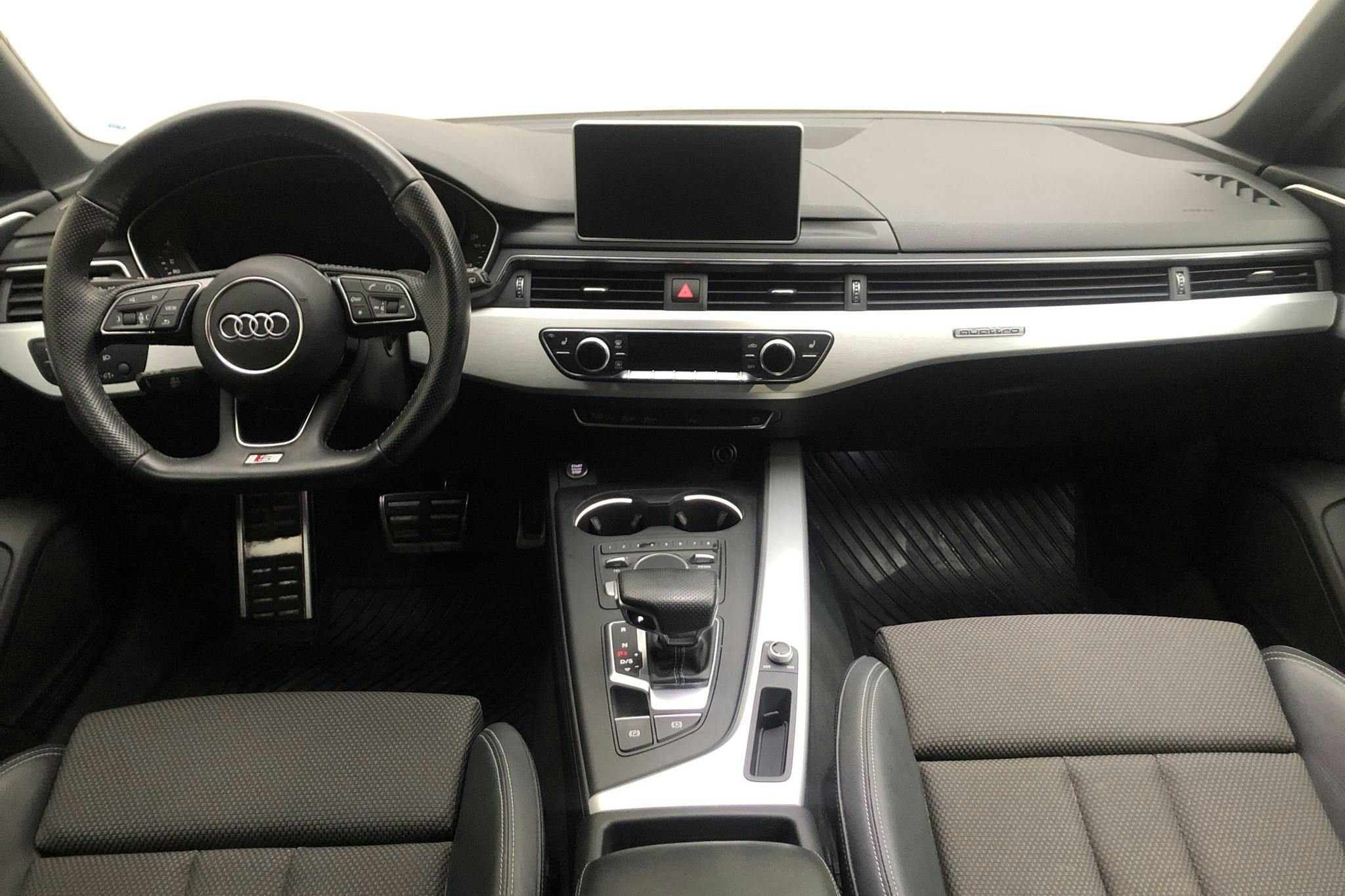 Audi A4 2.0 TDI Avant quattro (190hk) - 13 209 mil - Automat - vit - 2017