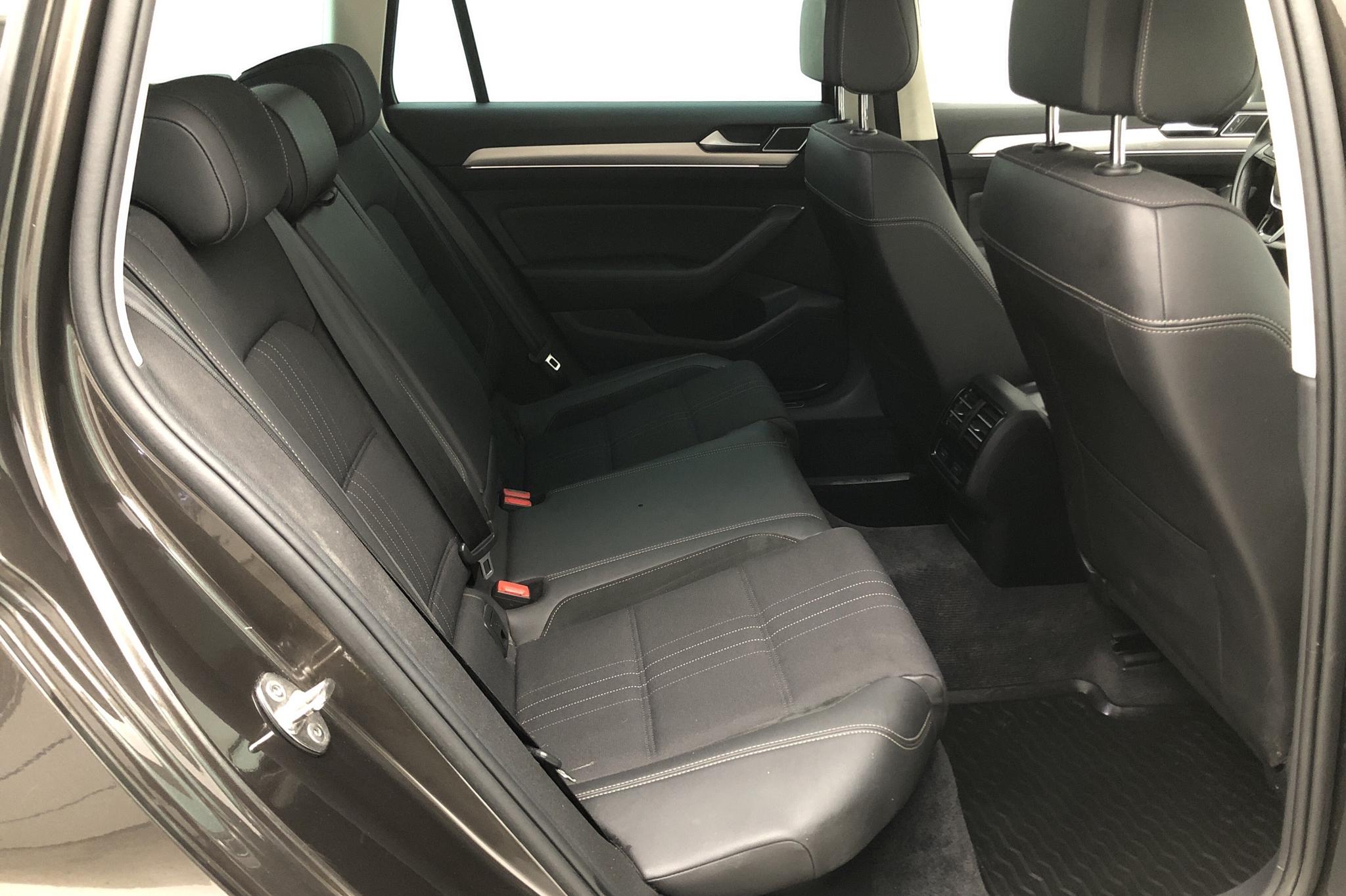 VW Passat Alltrack 2.0 TDI Sportscombi 4MOTION (190hk) - 203 360 km - Automatic - Dark Brown - 2017