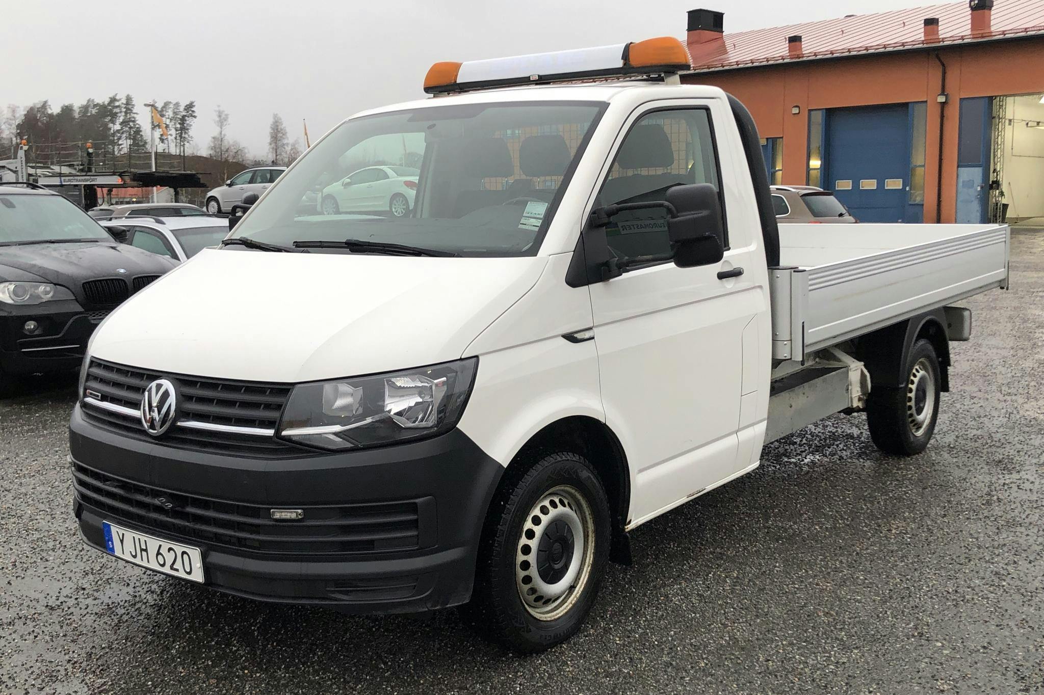 VW Transporter T6 2.0 TDI BMT 4MOTION (150hk) - 25 942 mil - Automat - vit - 2017