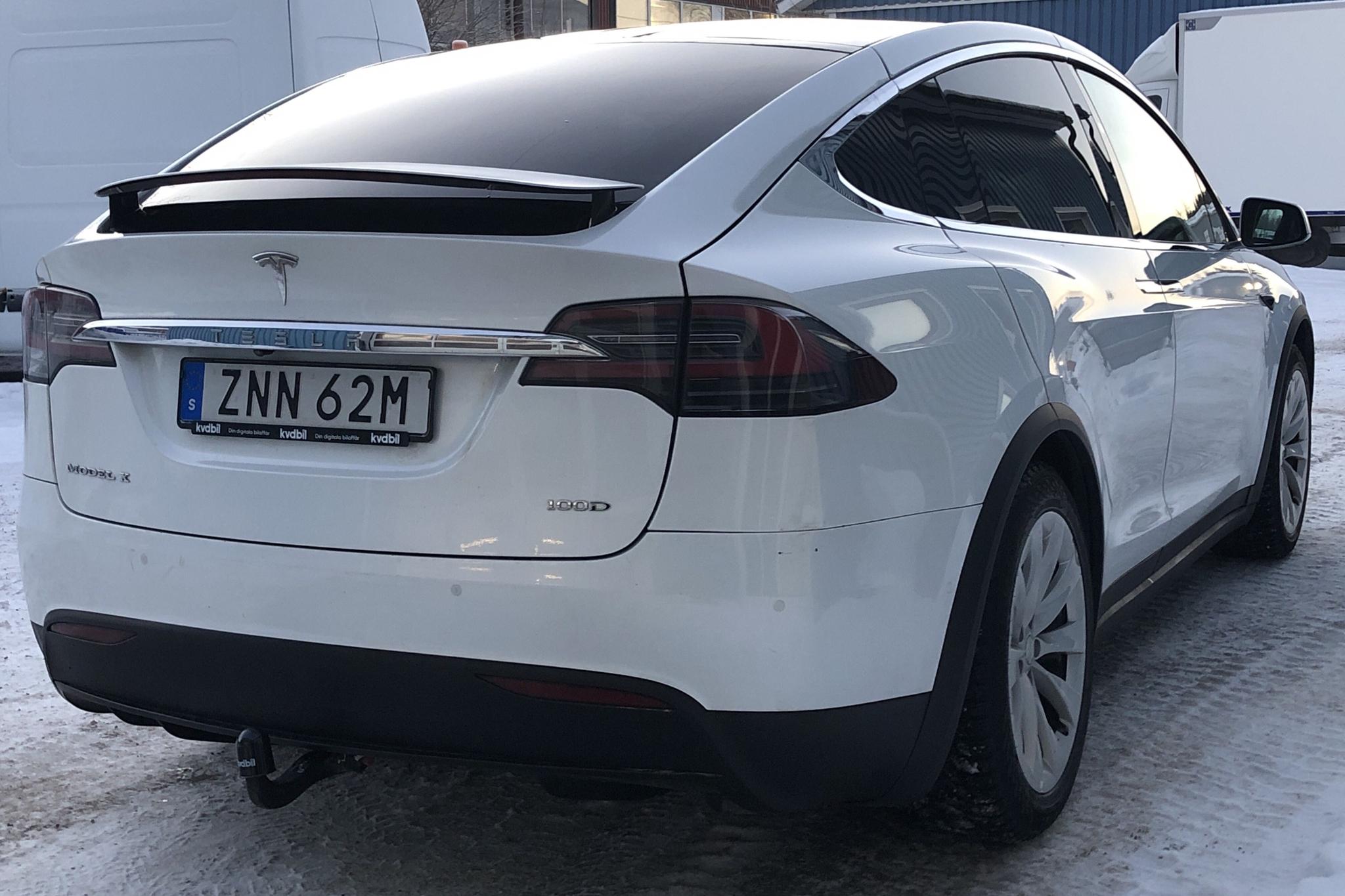 Tesla Model X 100D - 128 870 km - Automatic - white - 2019