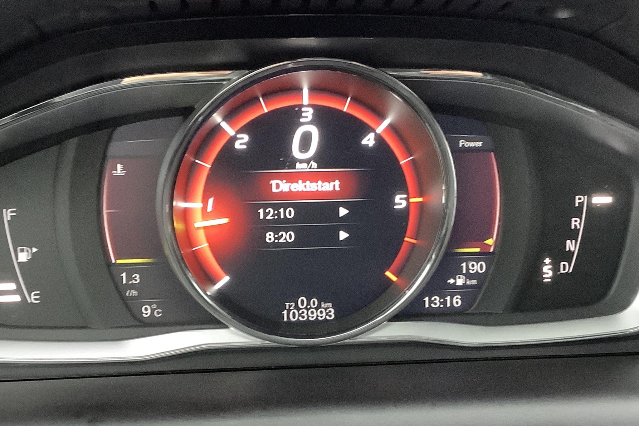 Volvo XC60 D4 AWD (190hk) - 10 400 mil - Automat - vit - 2017