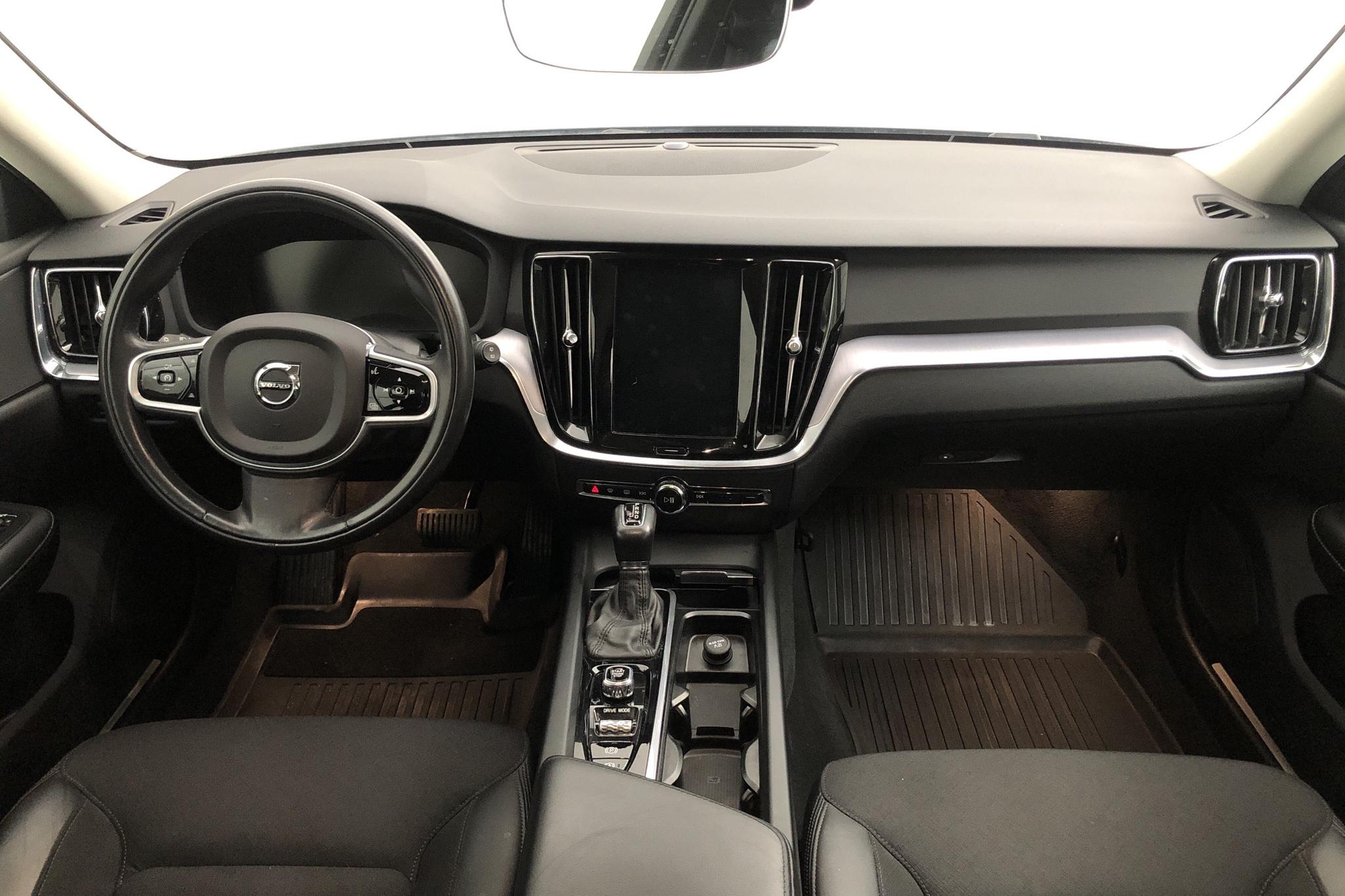 Volvo V60 D4 (190hk) - 7 513 mil - Automat - svart - 2019