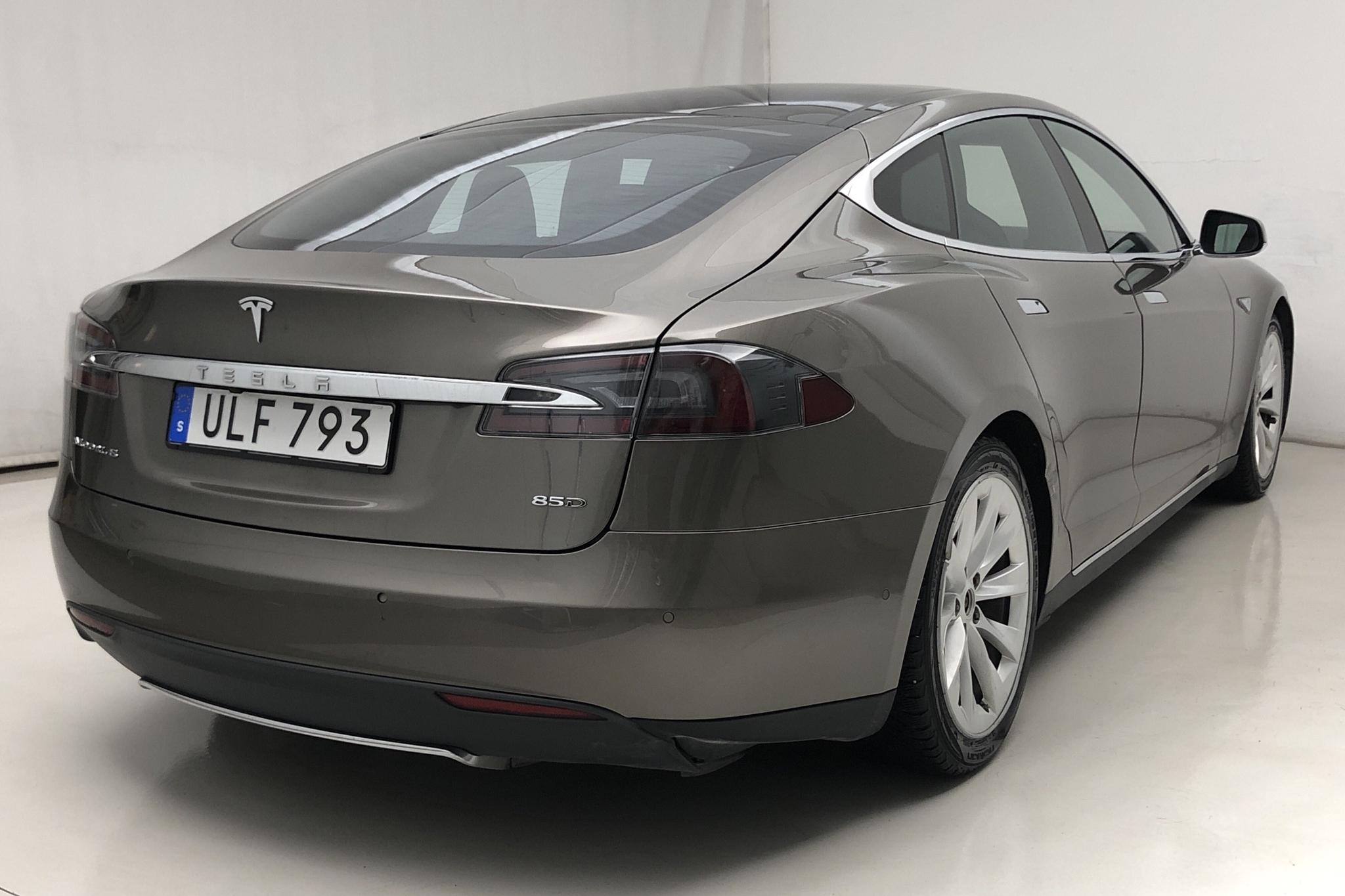 Tesla Model S 85D - 162 580 km - Automatic - gray - 2015