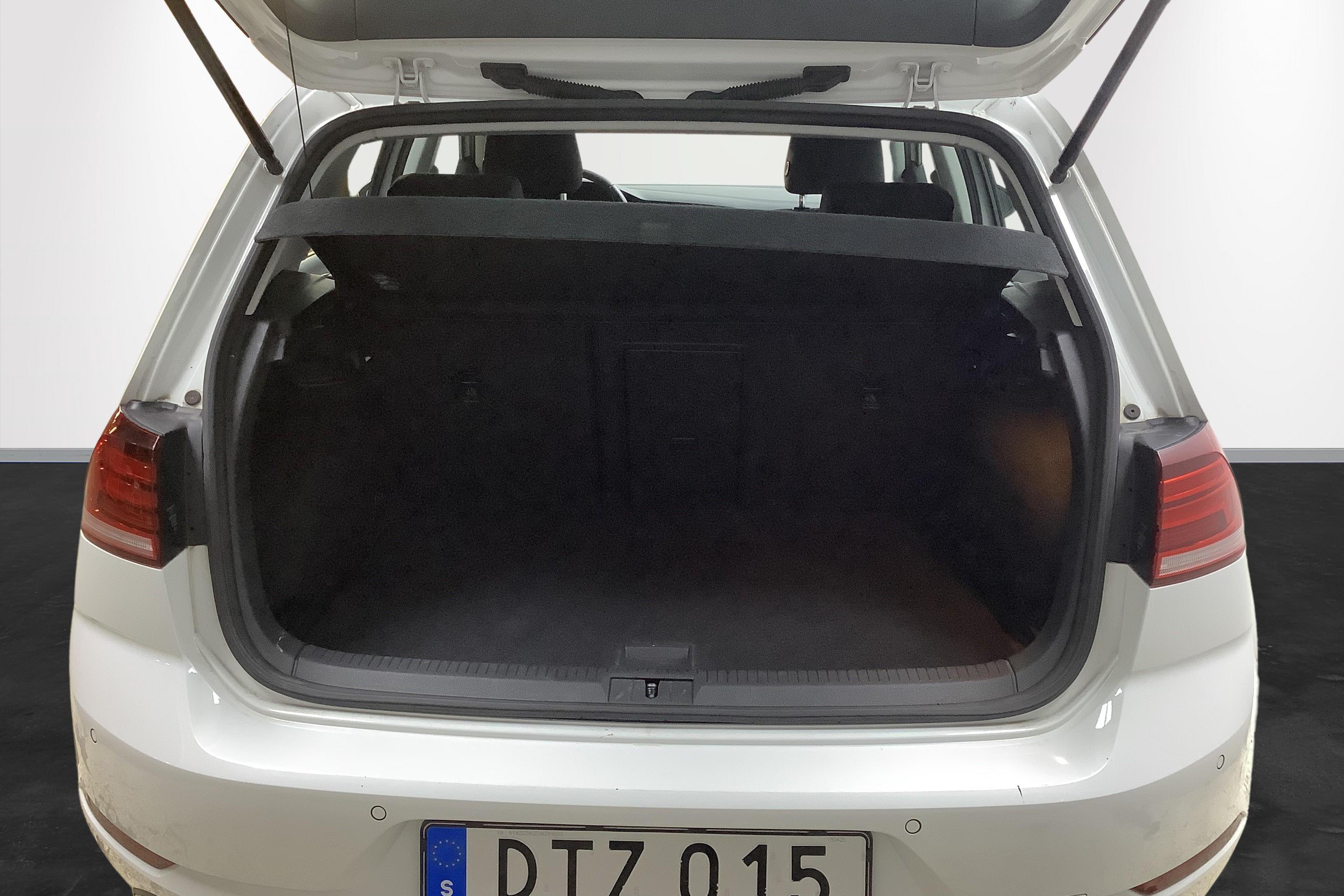 VW Golf VII 1.4 TSI Multifuel 5dr (125hk) - 6 382 mil - Manuell - vit - 2018