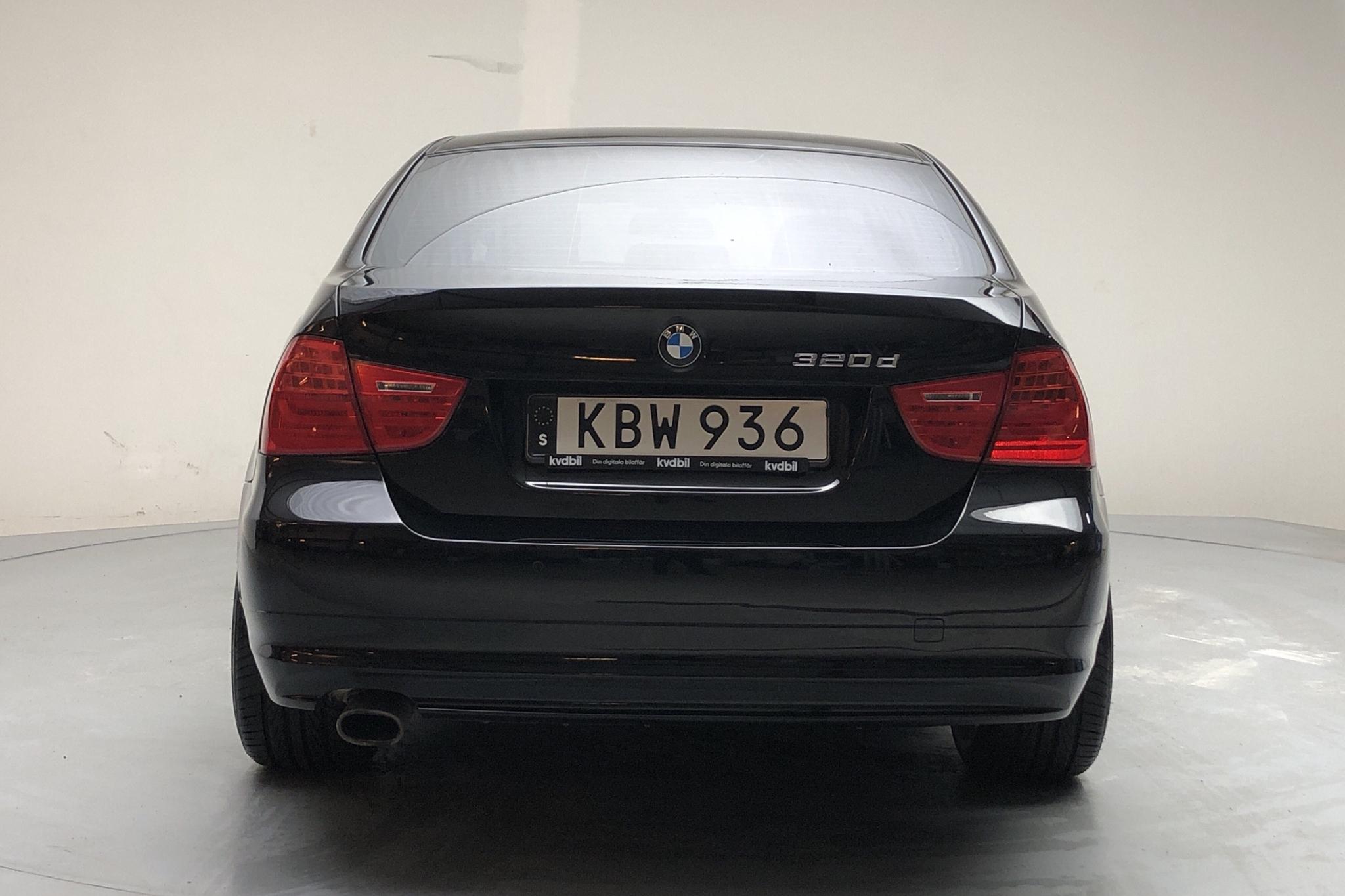 BMW 320d Sedan, E90 (177hk) - 155 200 km - Manual - black - 2010