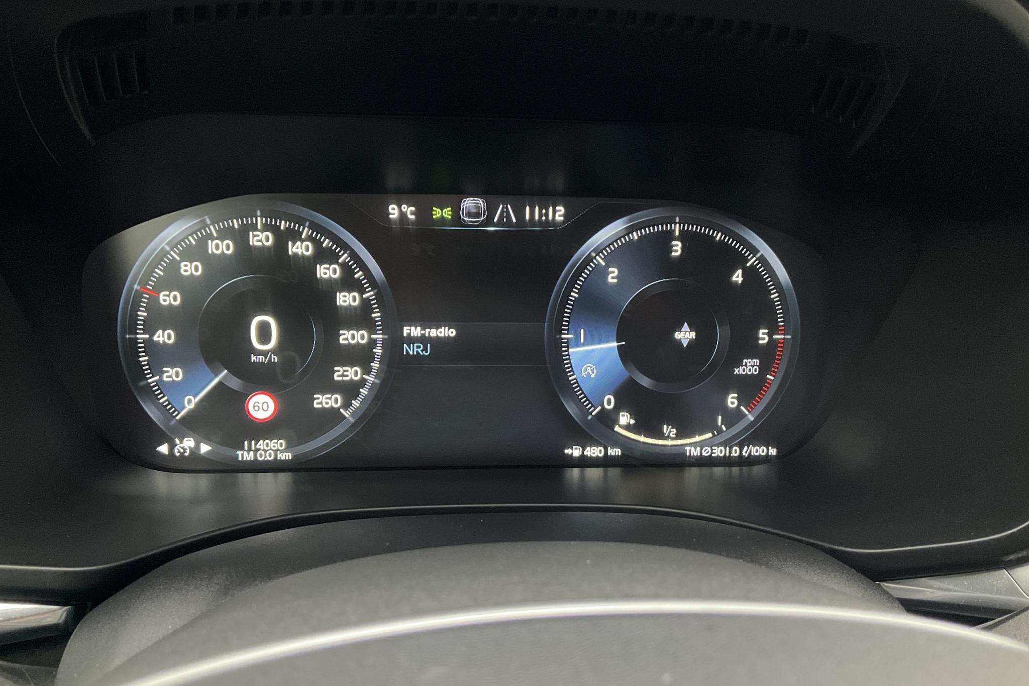 Volvo XC60 D4 2WD (190hk) - 11 406 mil - Manuell - vit - 2019