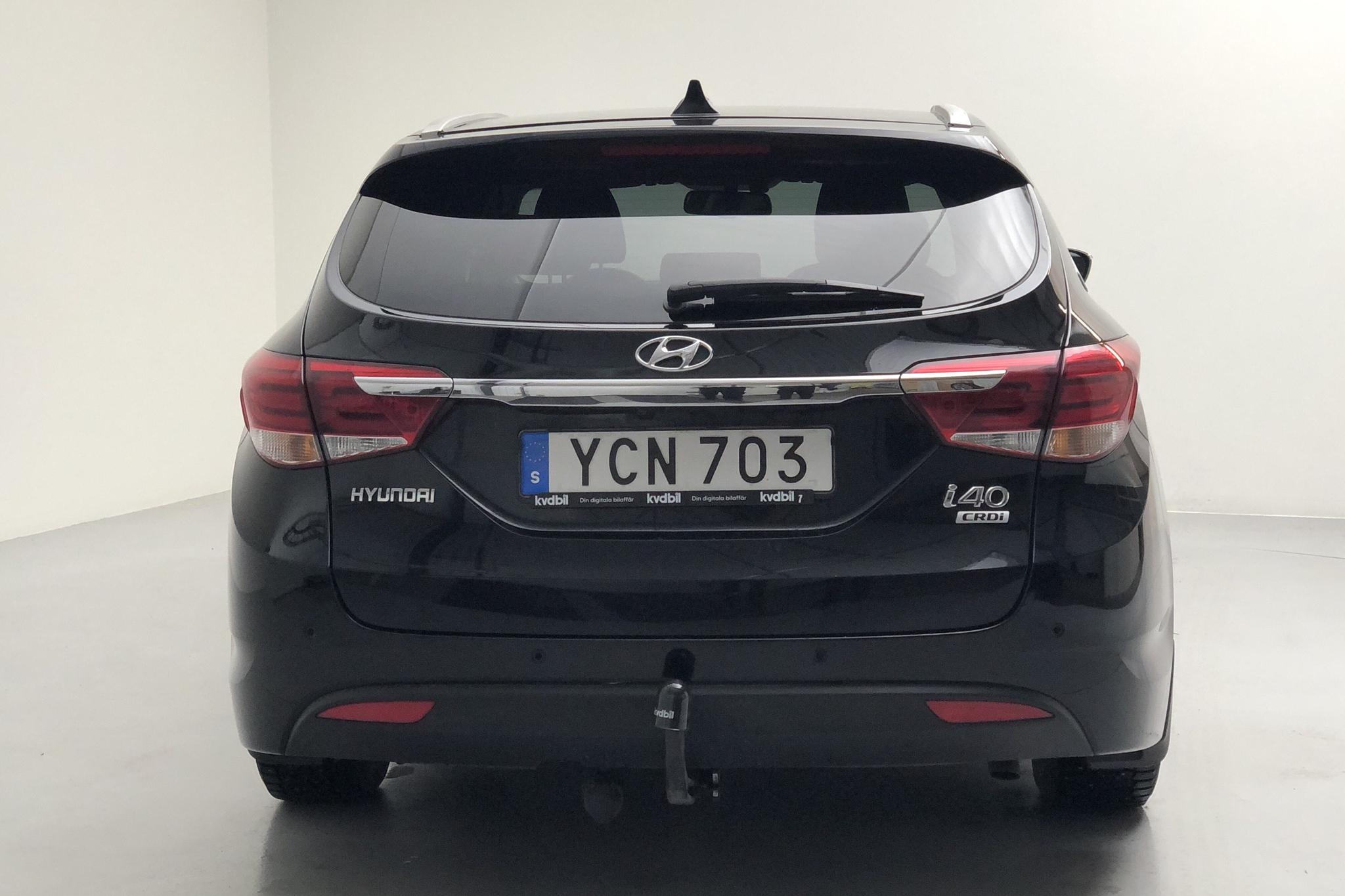 Hyundai i40 1.7 D Kombi (141hk) - 7 837 mil - Automat - svart - 2016