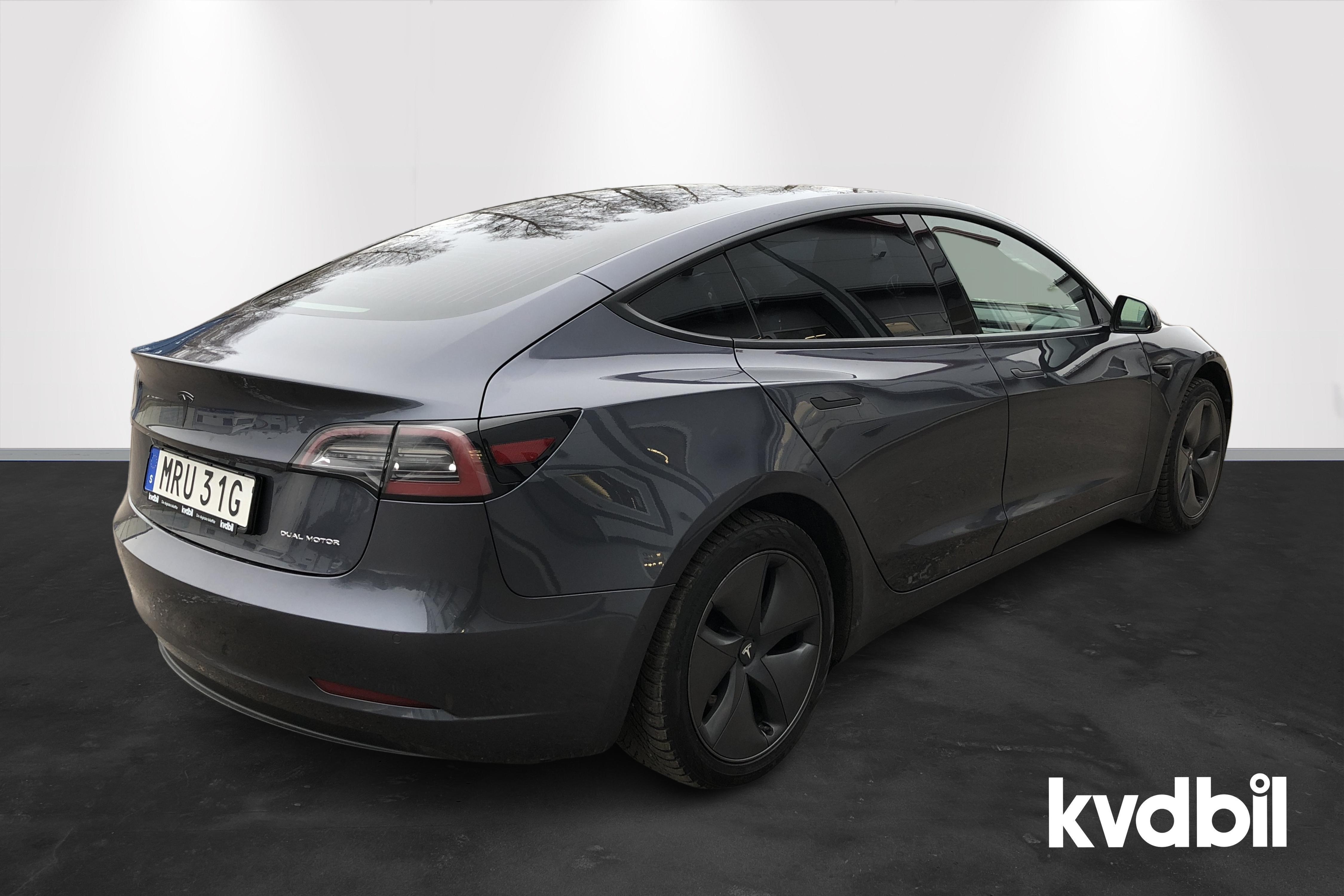 Tesla Model 3 Long Range Dual Motor AWD - 11 181 mil - Automat - grå - 2020