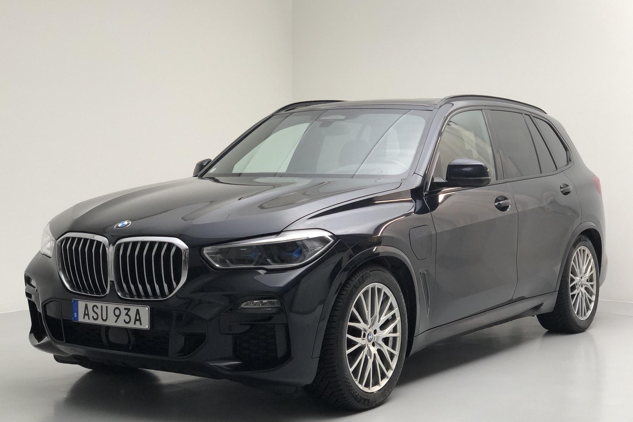 BMW X5 xDrive45e, G05 (394hk) - 66 900 km - Automatic - black - 2020