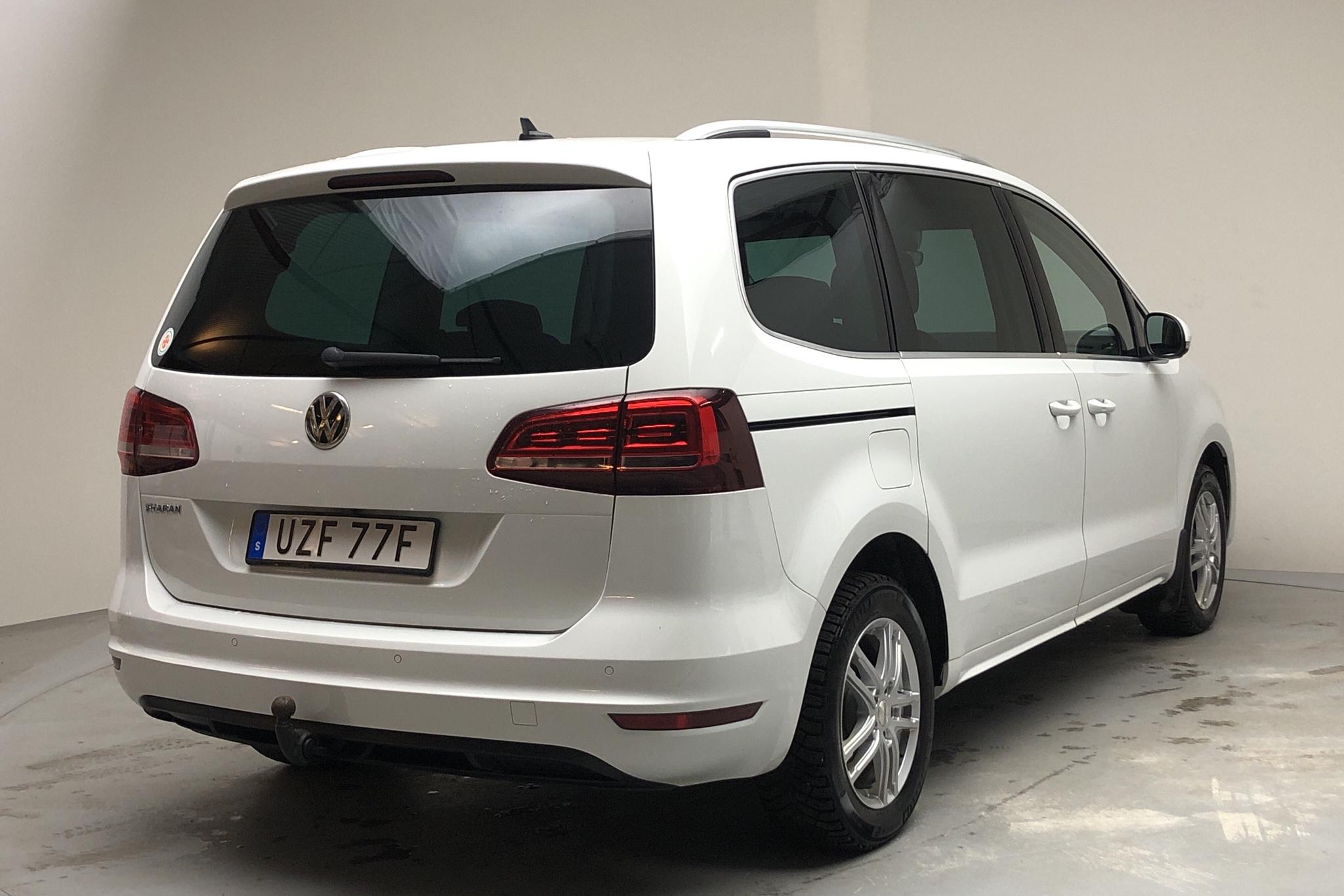 VW Sharan 2.0 TDI (150hk) - 75 680 km - Automatic - white - 2019