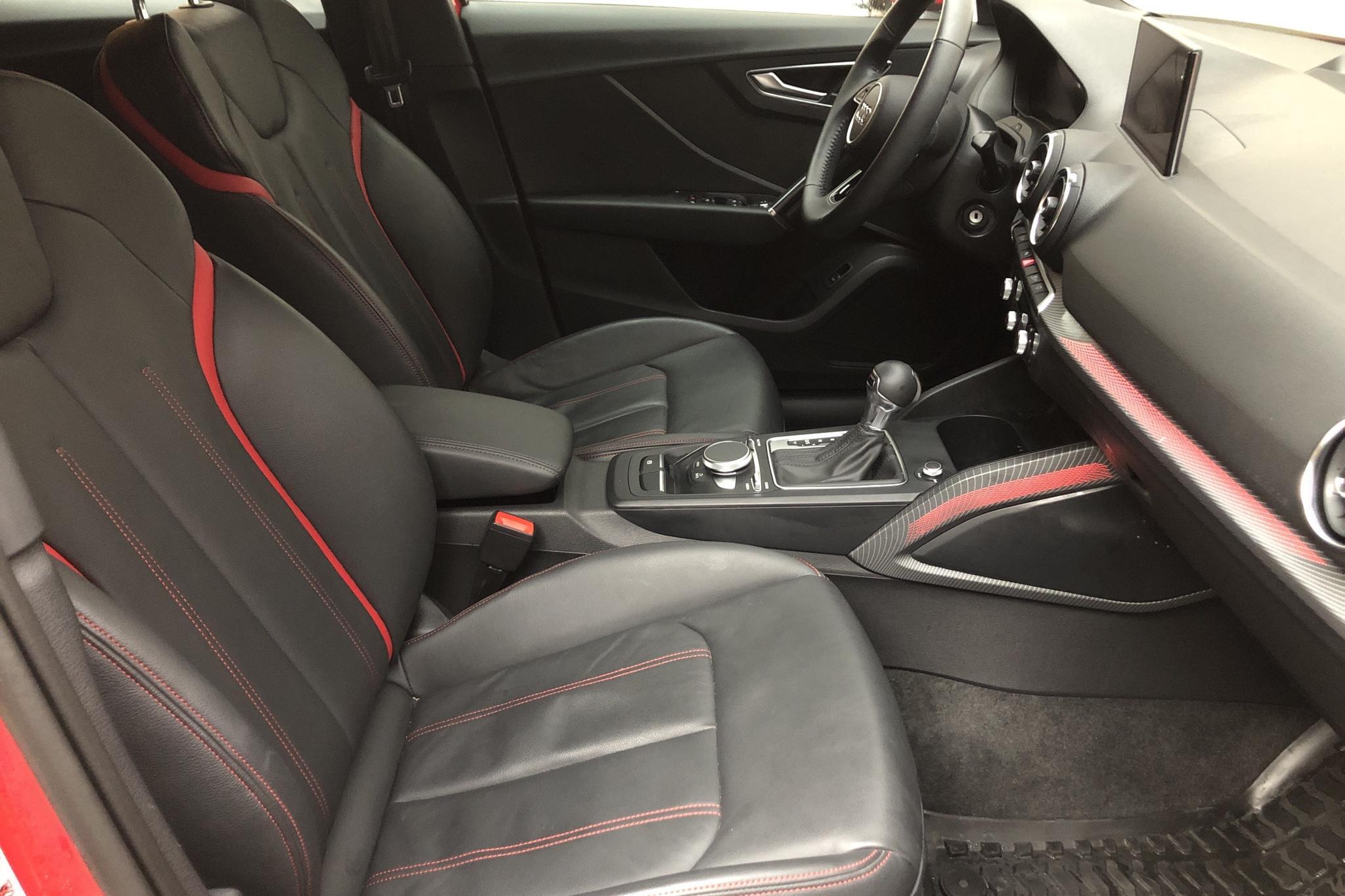Audi Q2 35 TFSI (150hk) - 2 428 mil - Automat - röd - 2020