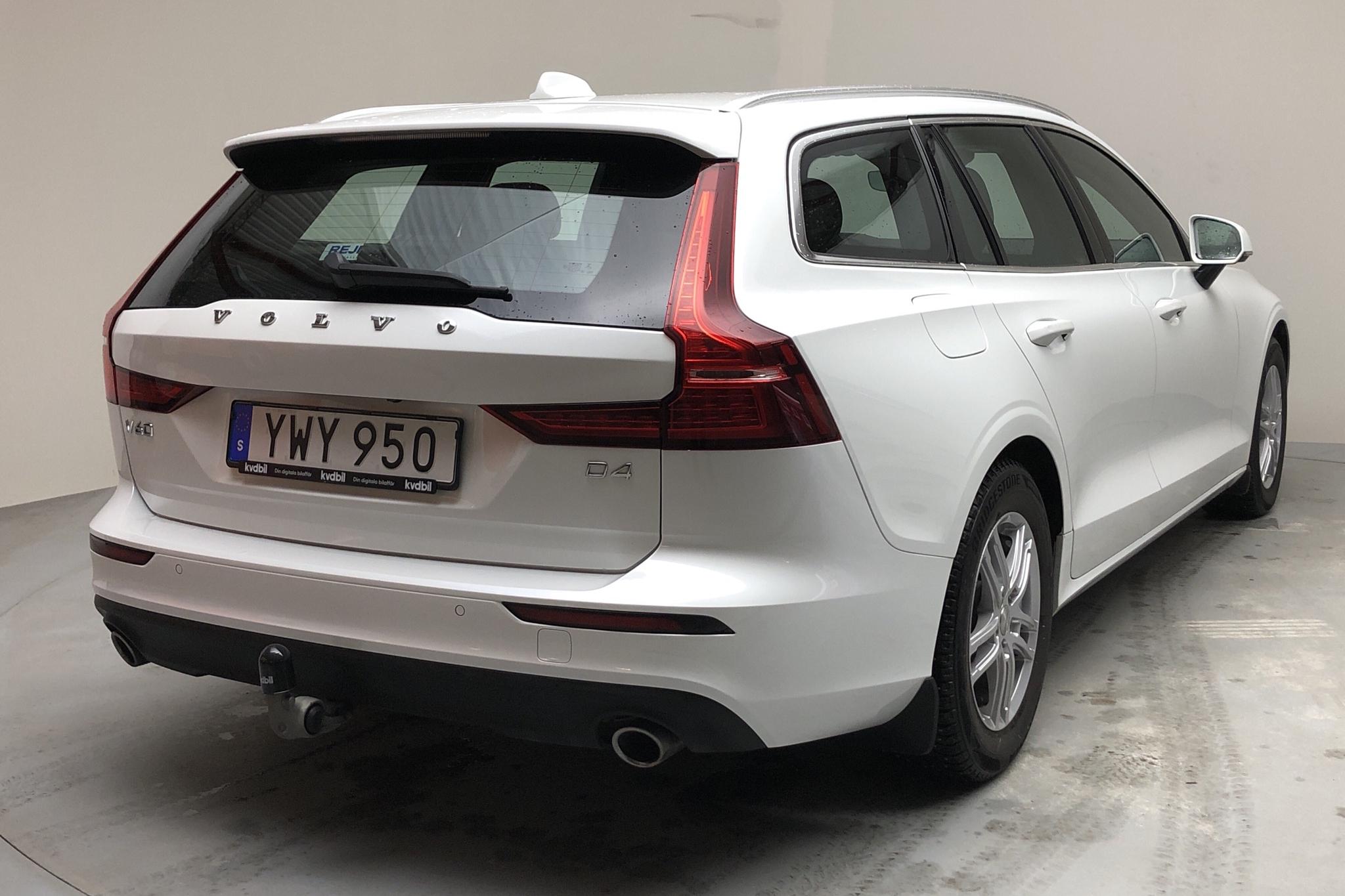 Volvo V60 D4 (190hk) - 54 270 km - Manual - white - 2019