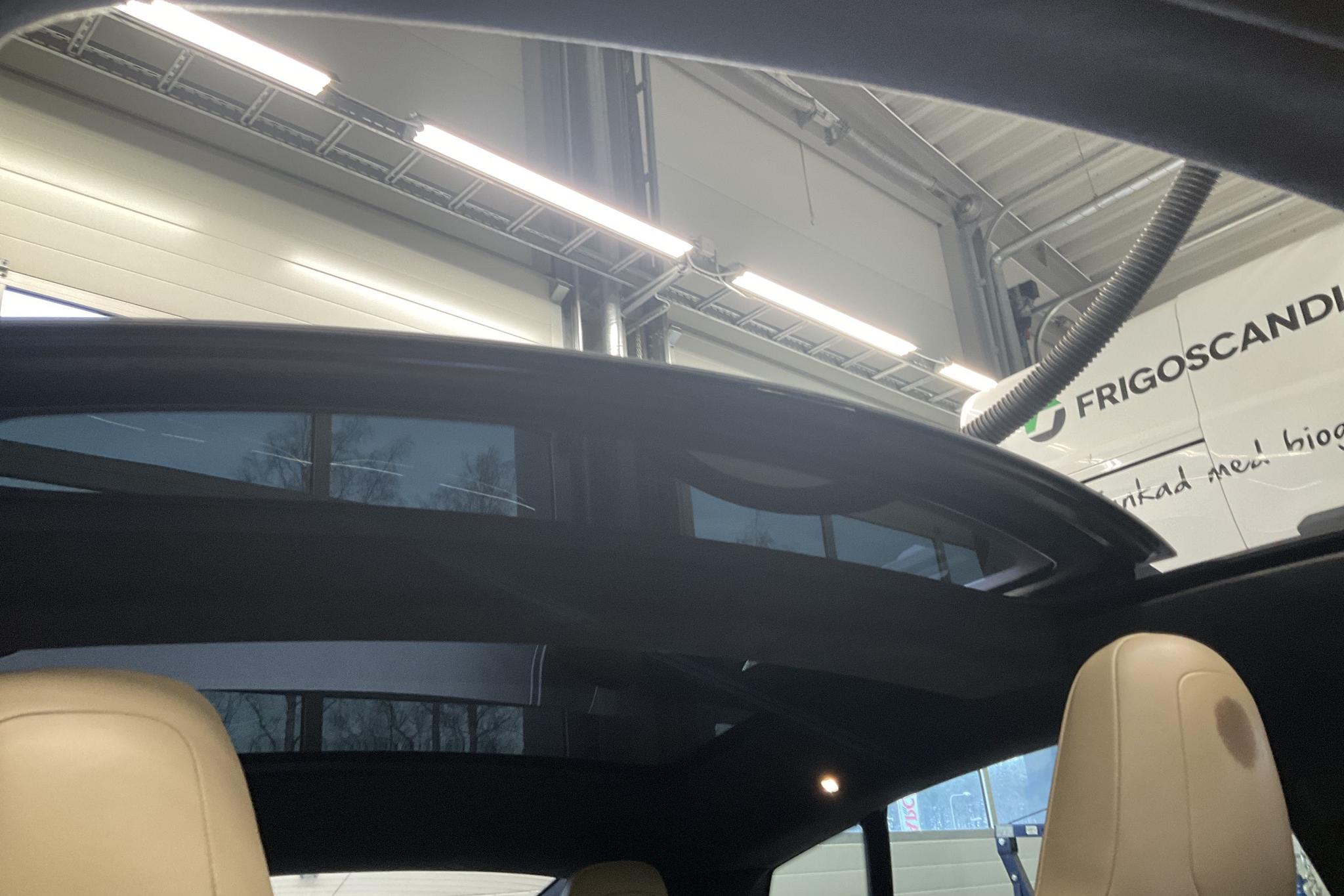 Tesla Model S 85D - 267 780 km - Automatic - gray - 2015