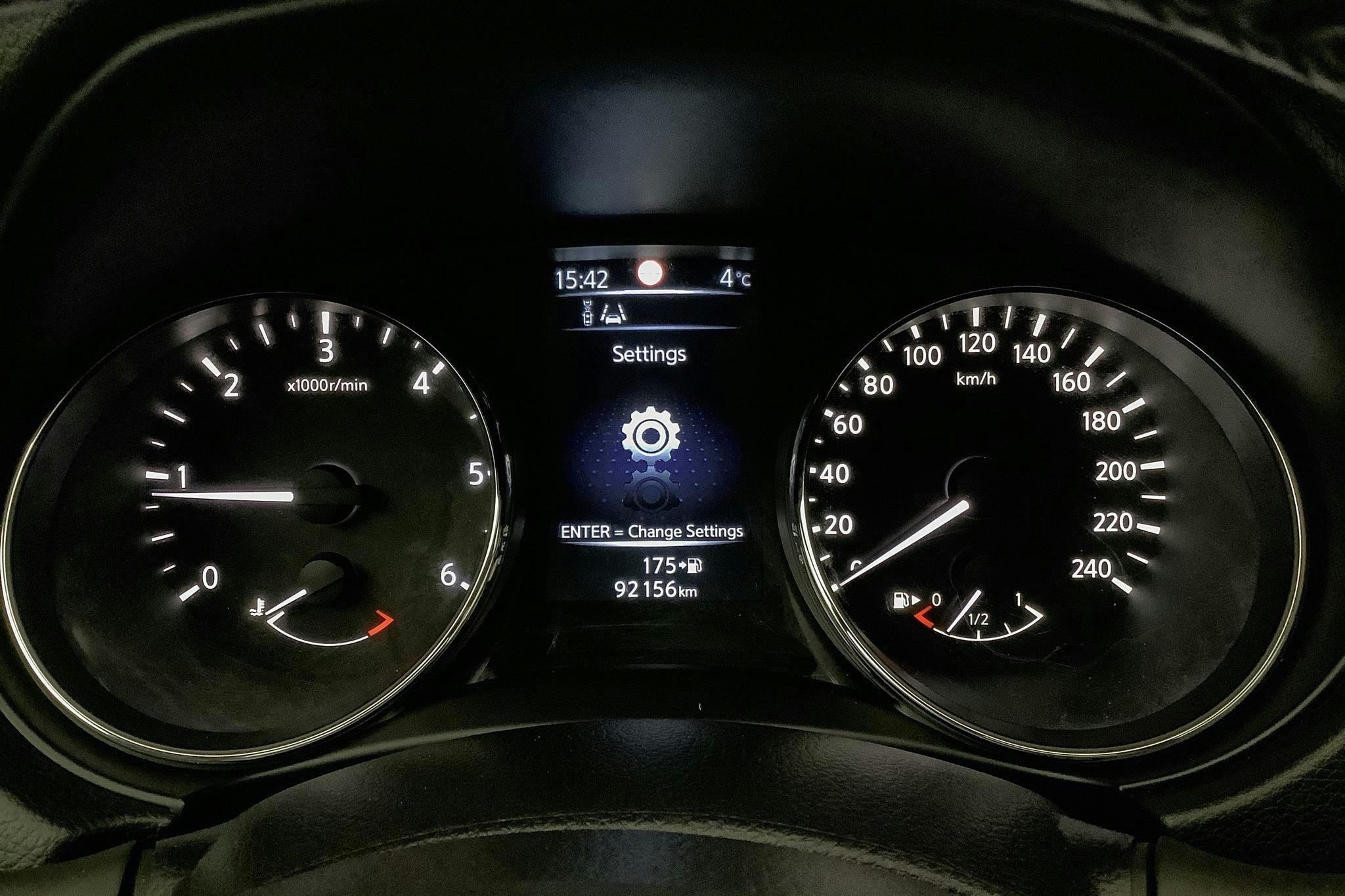 Nissan Qashqai 1.5 dCi (110hk) - 92 160 km - Manual - black - 2017
