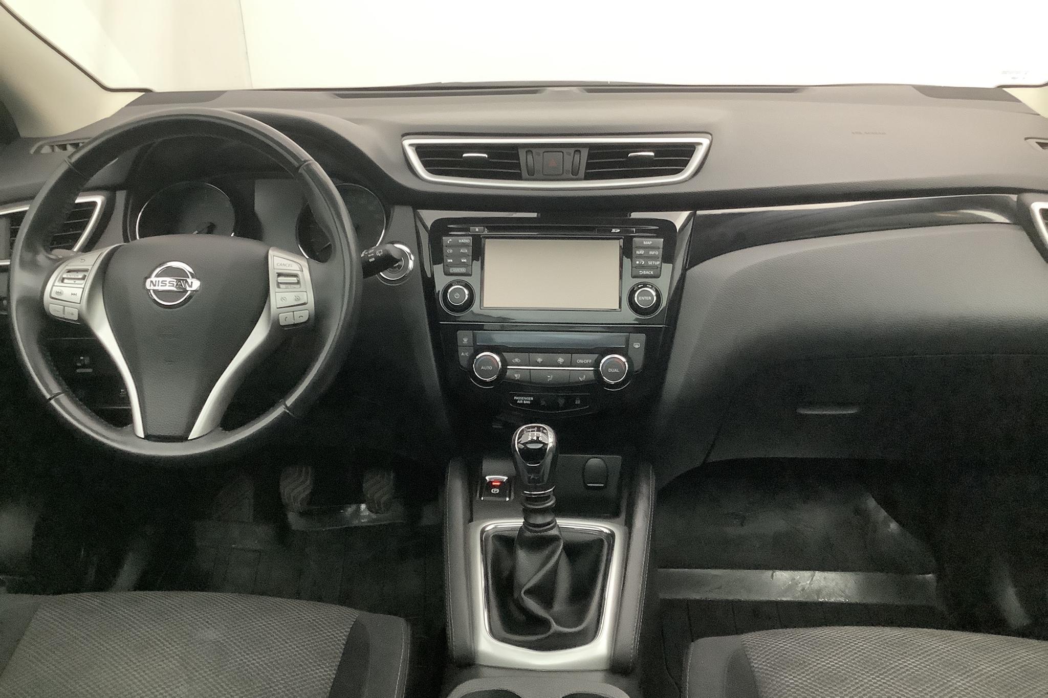 Nissan Qashqai 1.5 dCi (110hk) - 9 216 mil - Manuell - svart - 2017