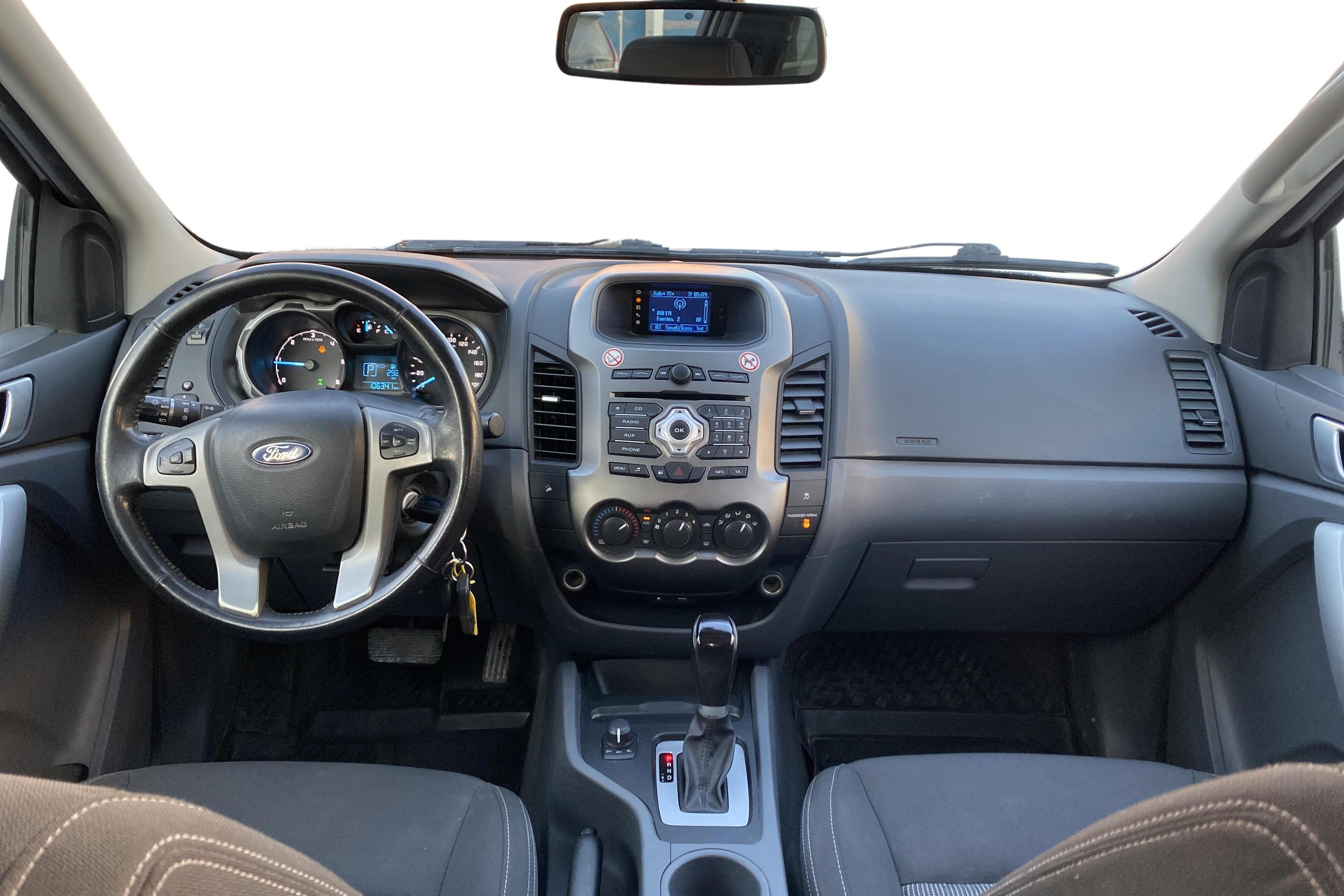 Ford Ranger 2.2 TDCi 4WD (150hk) - 10 635 mil - Automat - vit - 2015