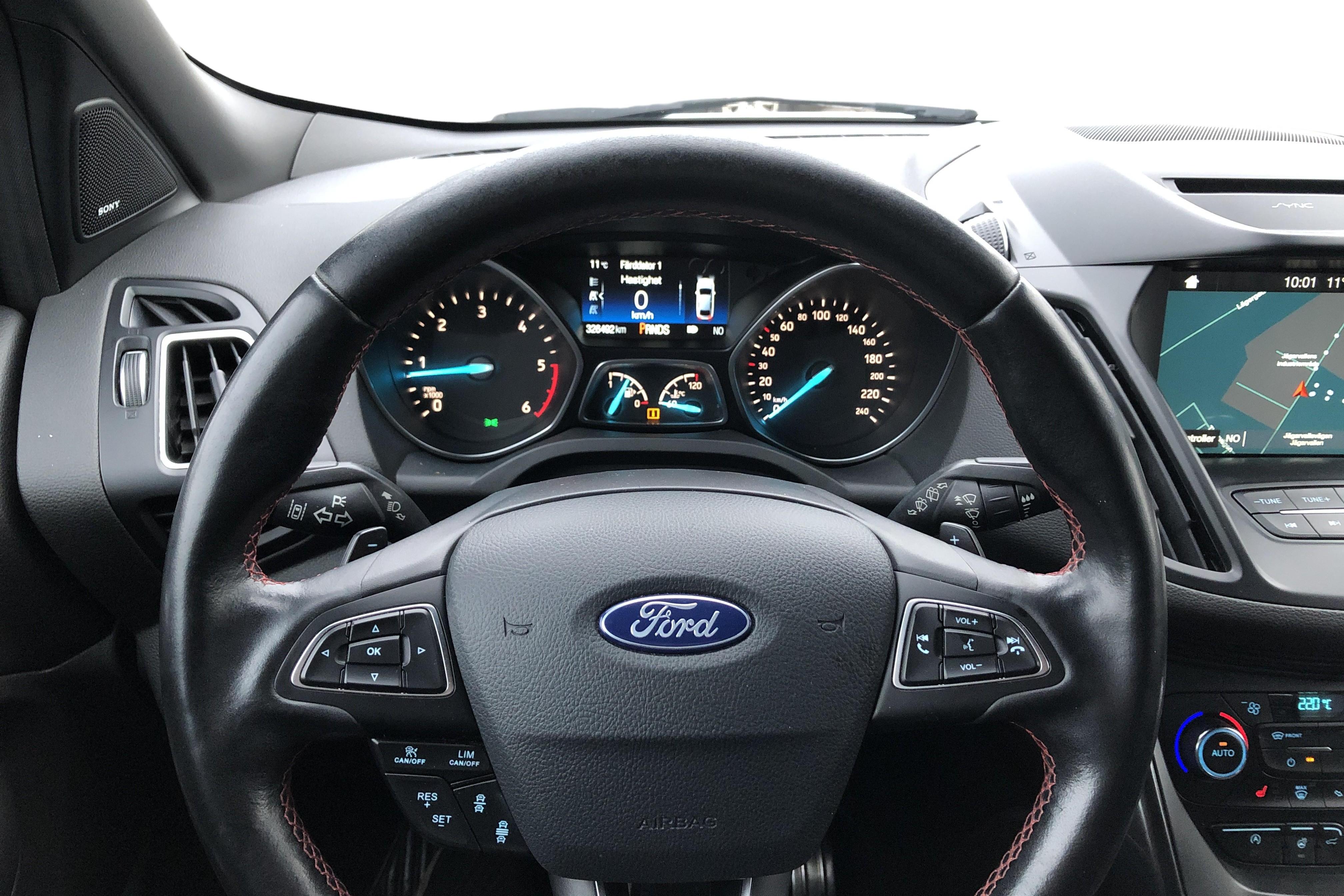 Ford Kuga 2.0 TDCi AWD (150hk) - 326 490 km - Automatic - white - 2018