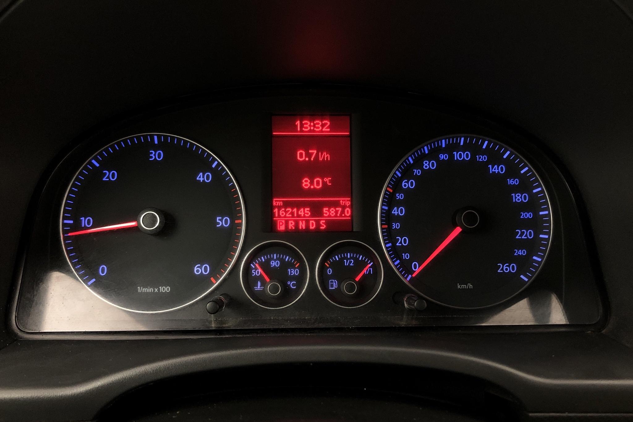 VW Caddy 1.9 TDI Skåp (105hk) - 16 214 mil - Automat - röd - 2008