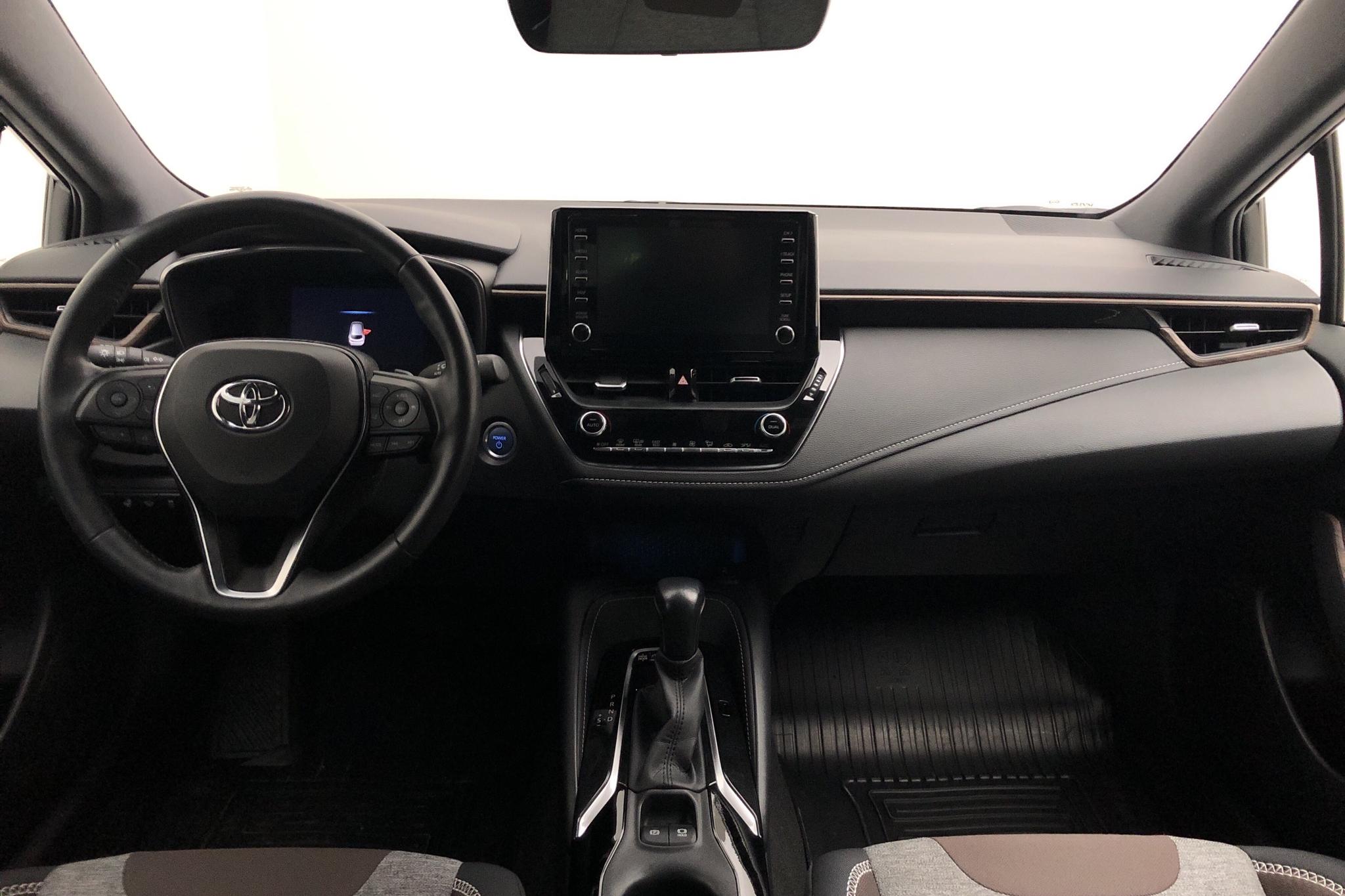 Toyota Corolla 2.0 Hybrid Touring Sports (184hk) - 5 978 mil - Automat - vit - 2020