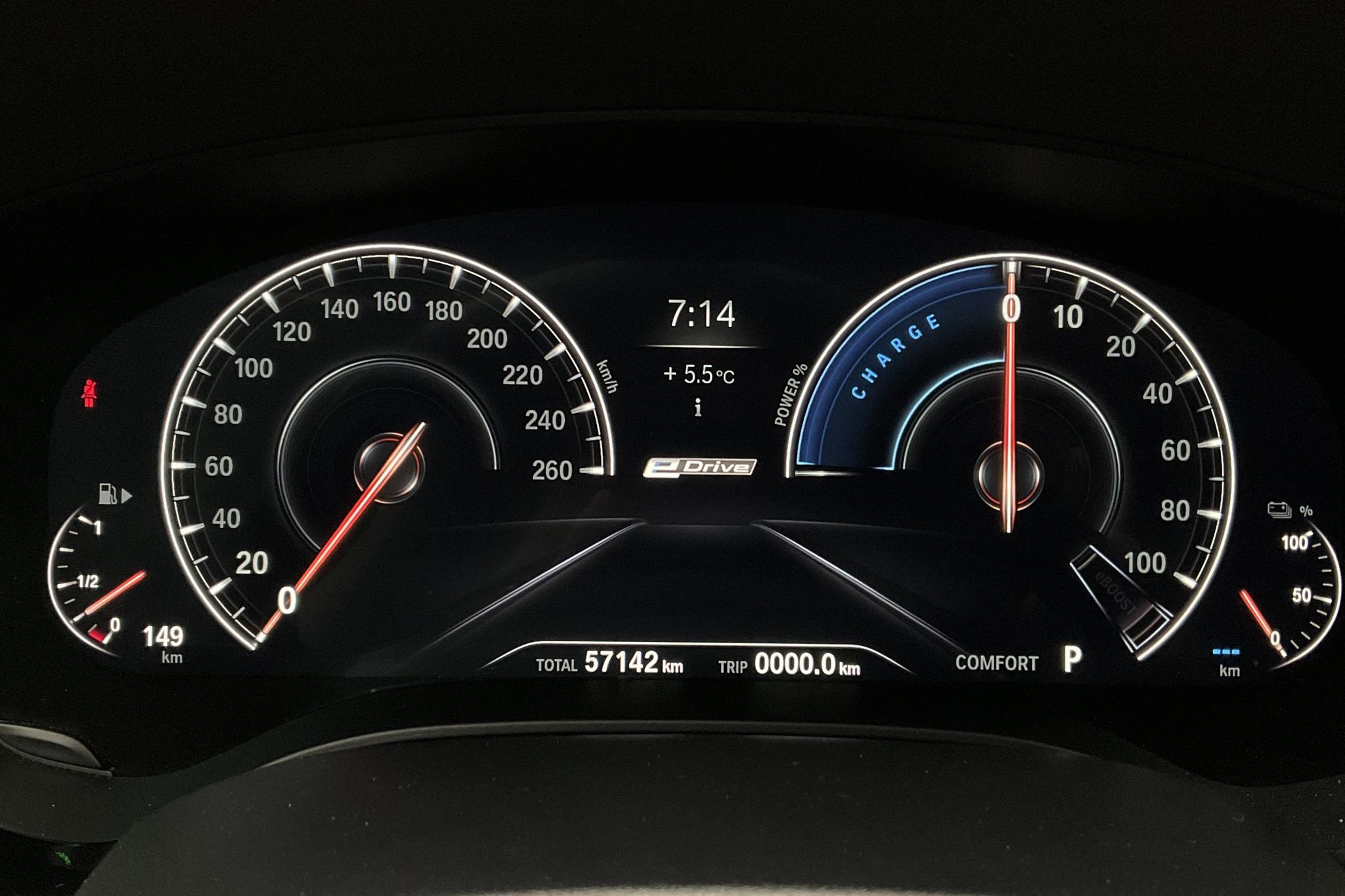 BMW 530e iPerformance Sedan, G30 (252hk) - 5 715 mil - Automat - svart - 2019