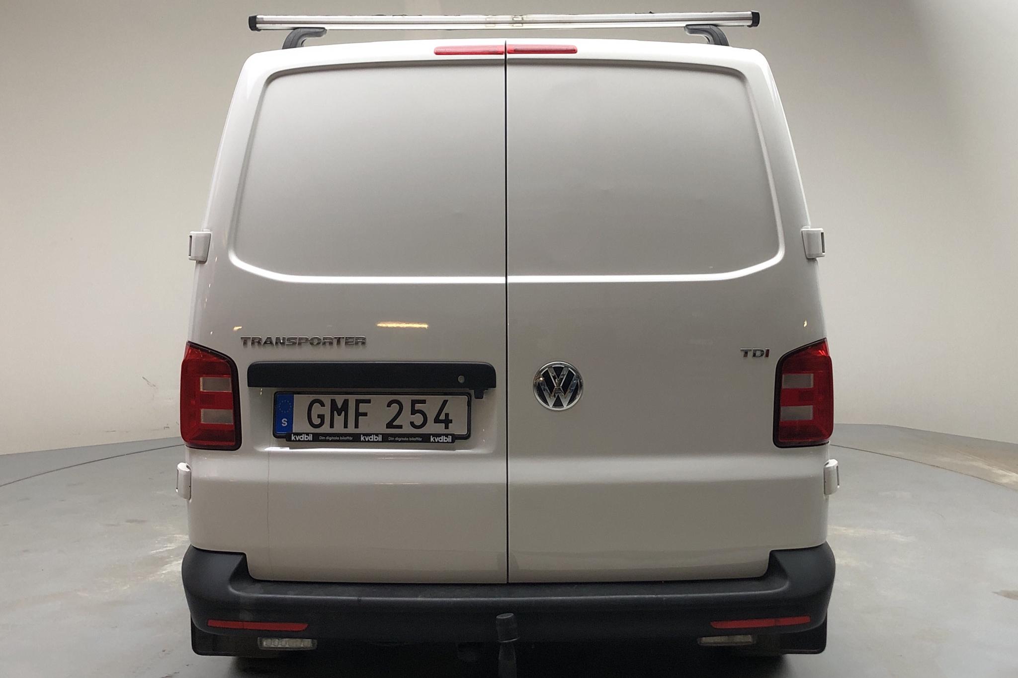 VW Transporter T6 2.0 TDI BMT Skåp (150hk) - 16 118 mil - Manuell - vit - 2016
