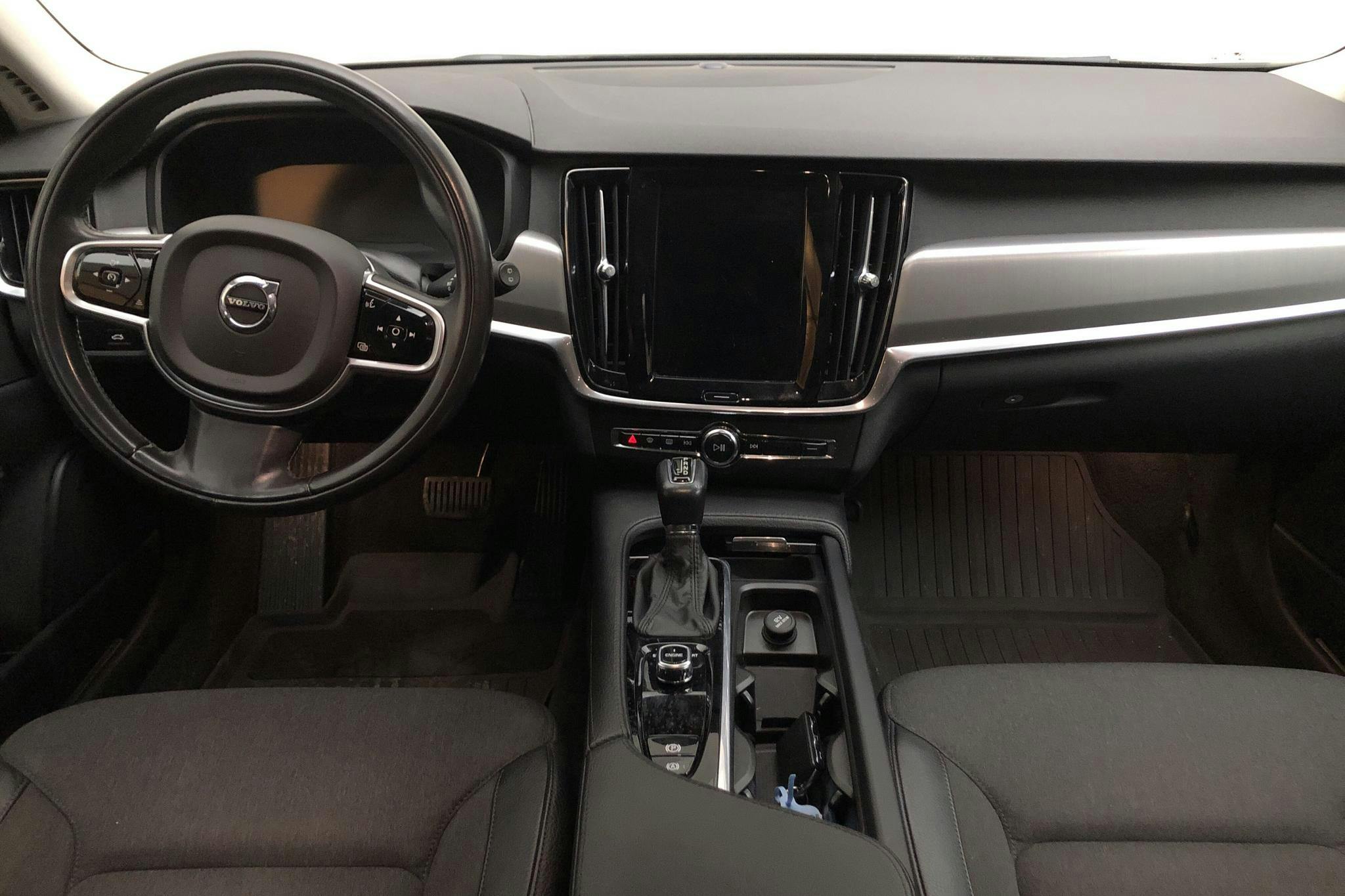 Volvo V90 T5 (254hk) - 9 318 mil - Automat - svart - 2017