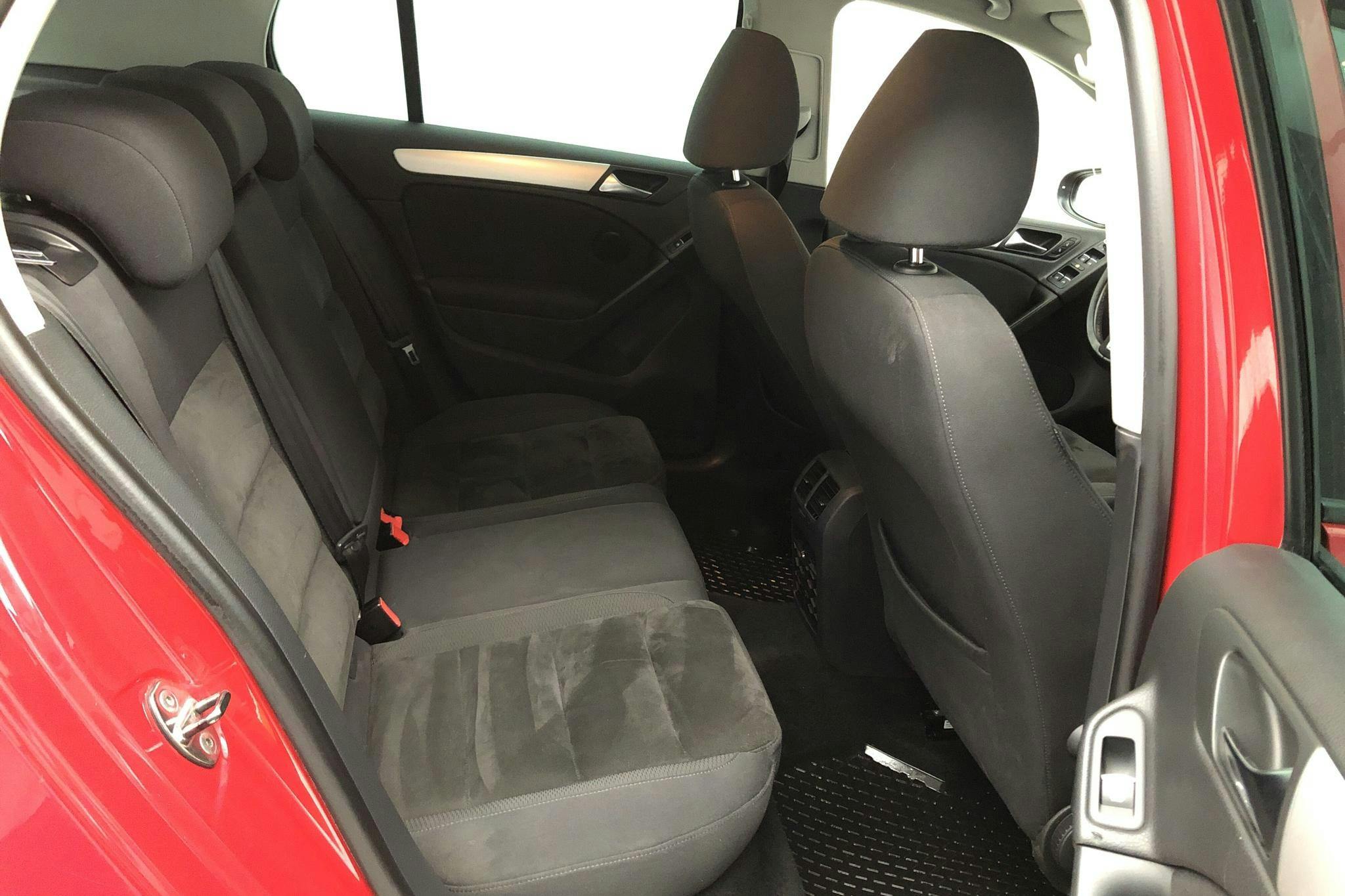 VW Golf VI GT 1.4 TSI 5dr (160hk) - 201 860 km - Manual - red - 2012