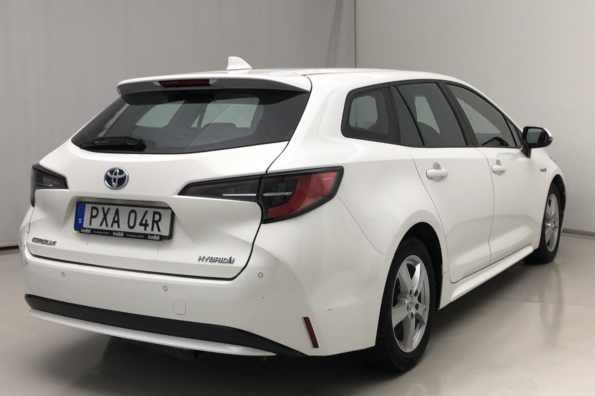 Toyota Corolla 1.8 Hybrid Touring Sports (122hk) - 115 160 km - Automatic - white - 2019