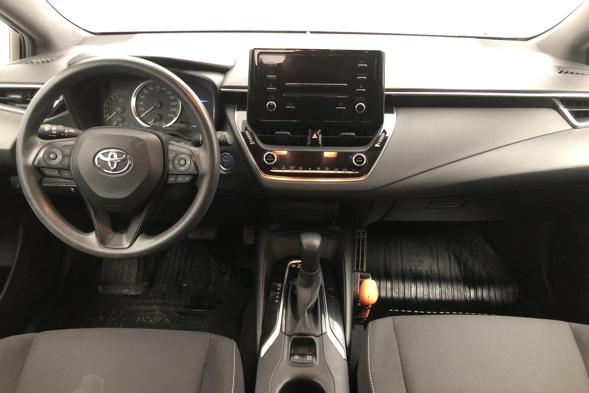 Toyota Corolla 1.8 Hybrid Touring Sports (122hk) - 11 516 mil - Automat - vit - 2019