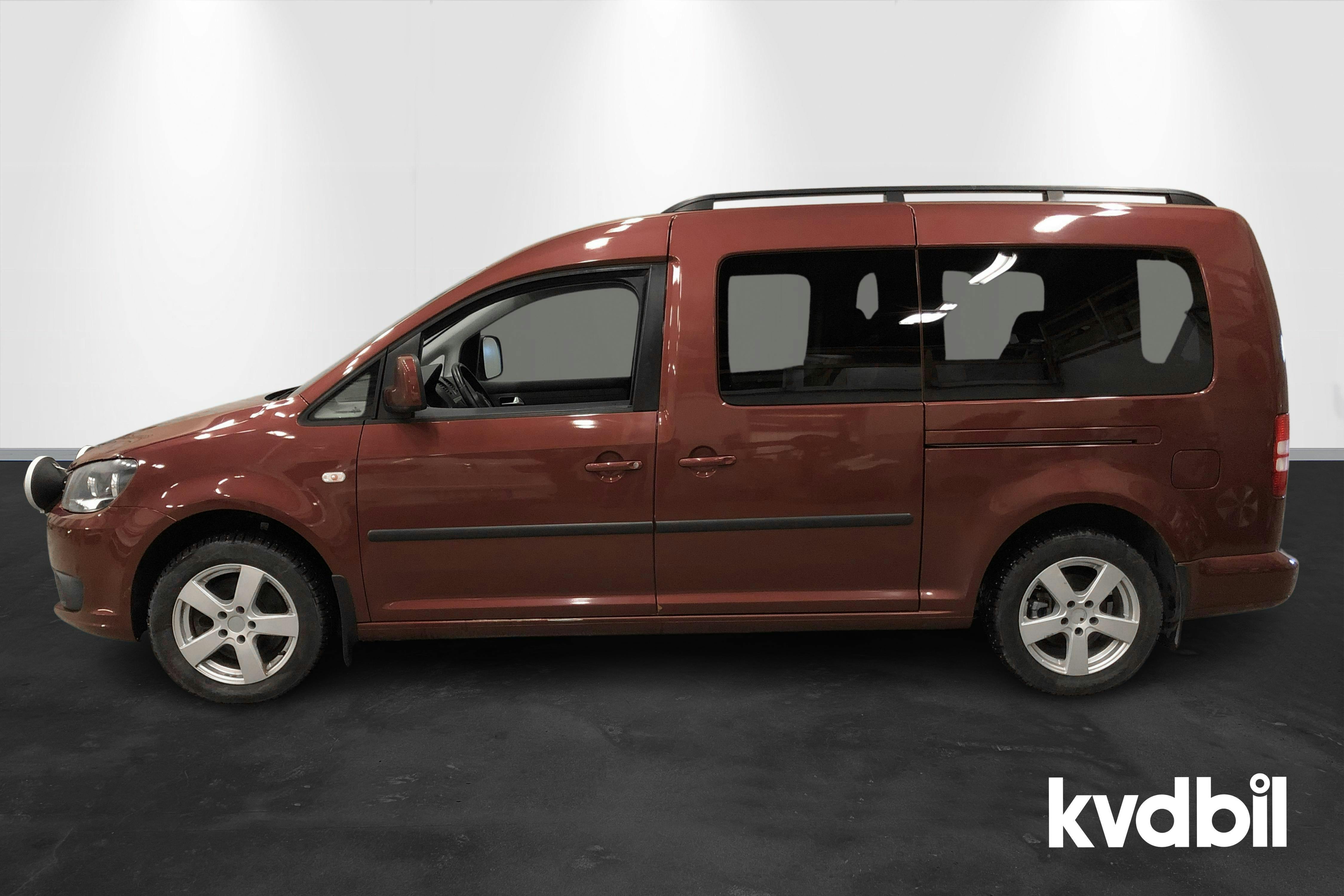 VW Caddy MPV Maxi 1.6 TDI (102hk) - 20 766 mil - Automat - röd - 2011