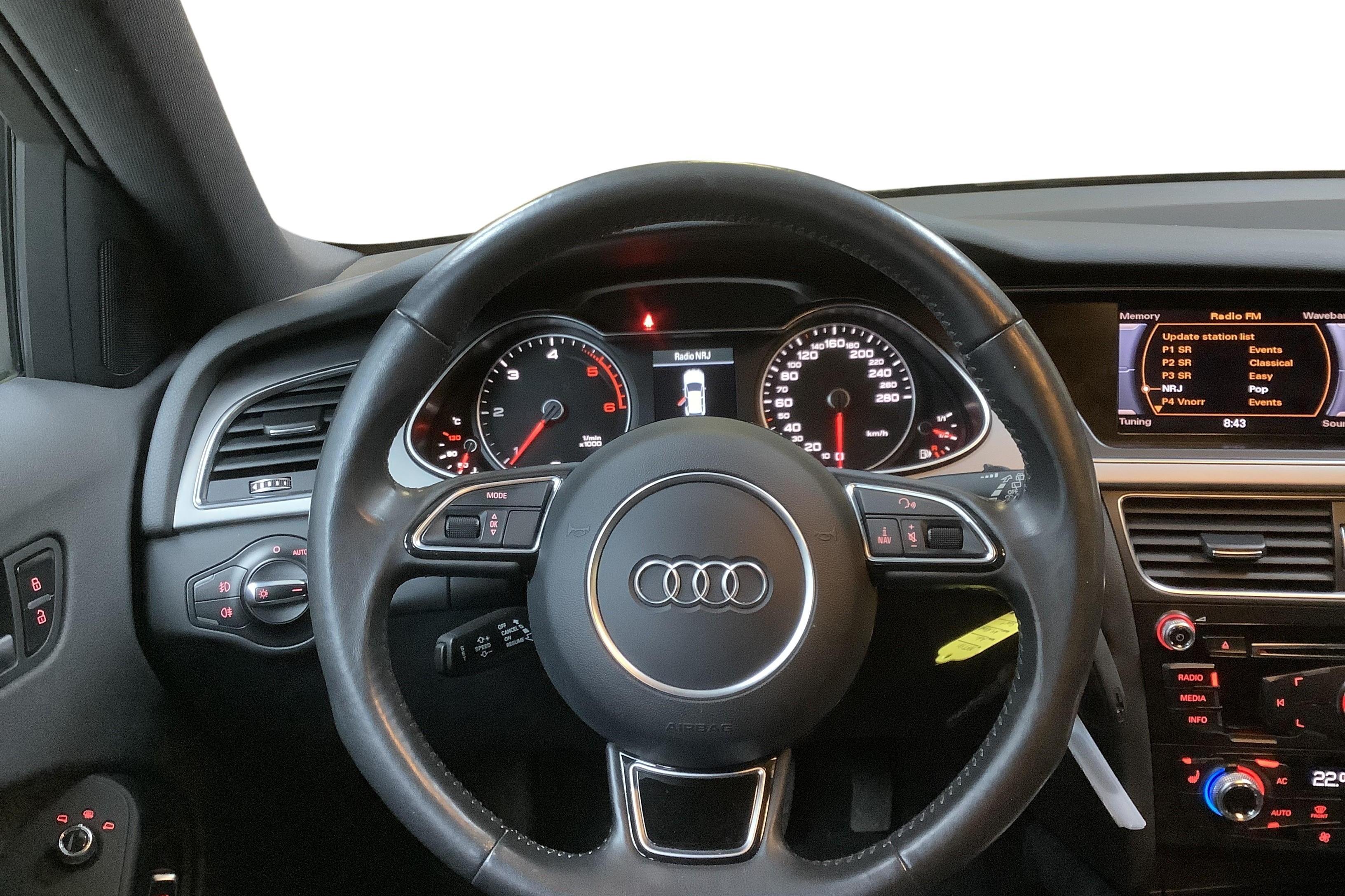 Audi A4 Allroad 2.0 TDI Avant quattro (177hk) - 38 750 km - Automatic - black - 2013