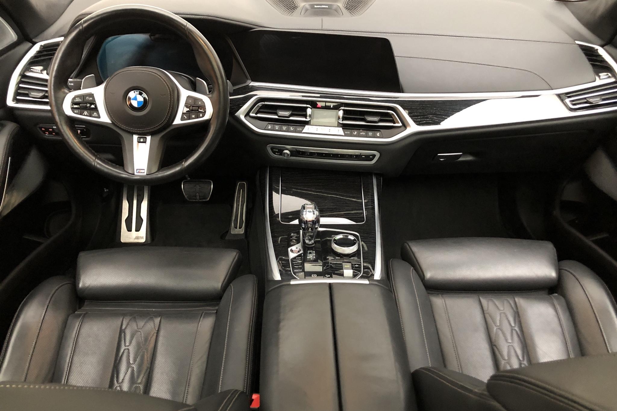 BMW X7 xDrive30d, G07 (265hk) - 114 580 km - Automatic - Light Grey - 2019