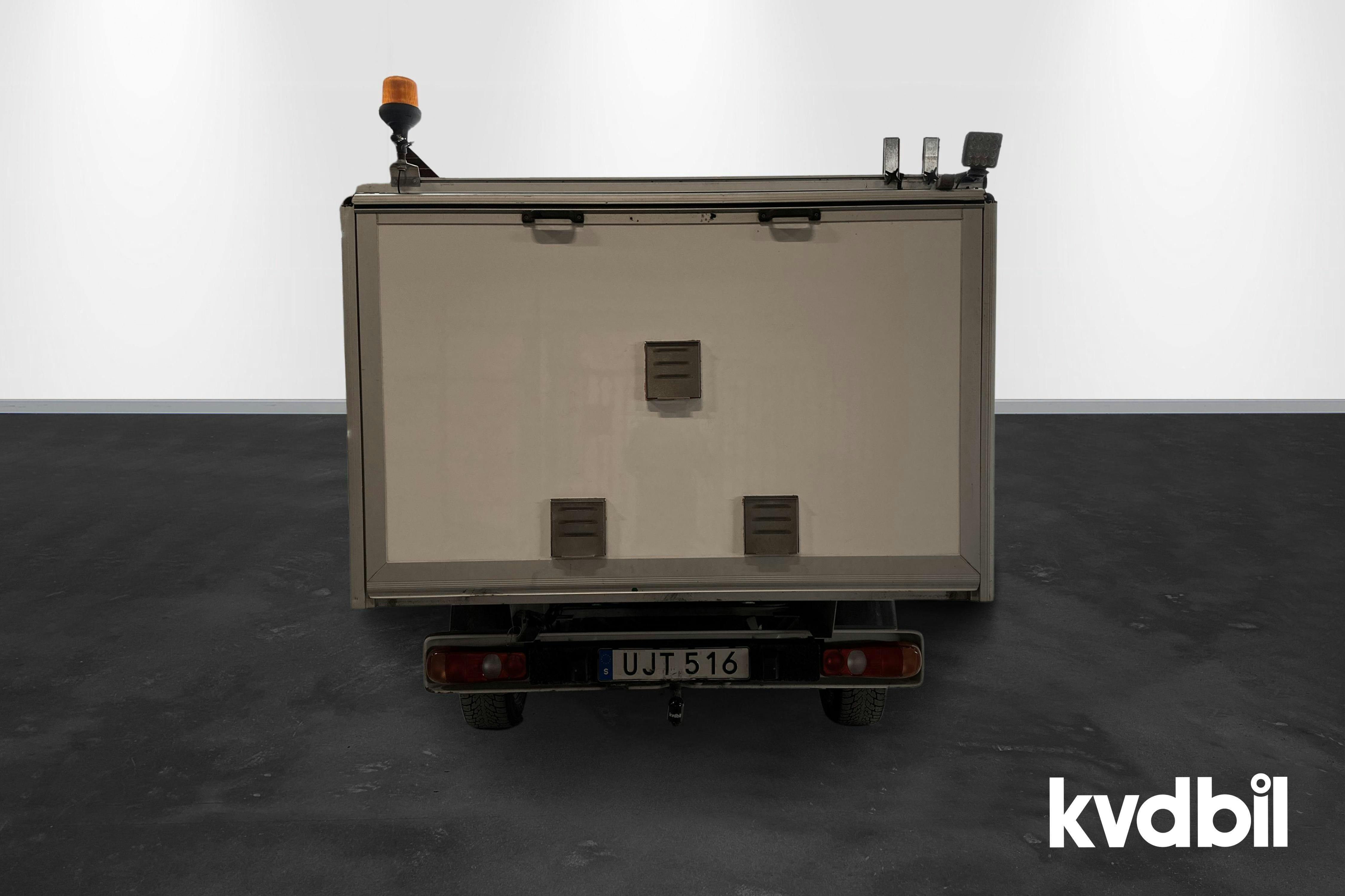 VW Transporter T5 2.0 TDI Pickup 4MOTION (140hk) - 22 648 mil - Manuell - vit - 2015