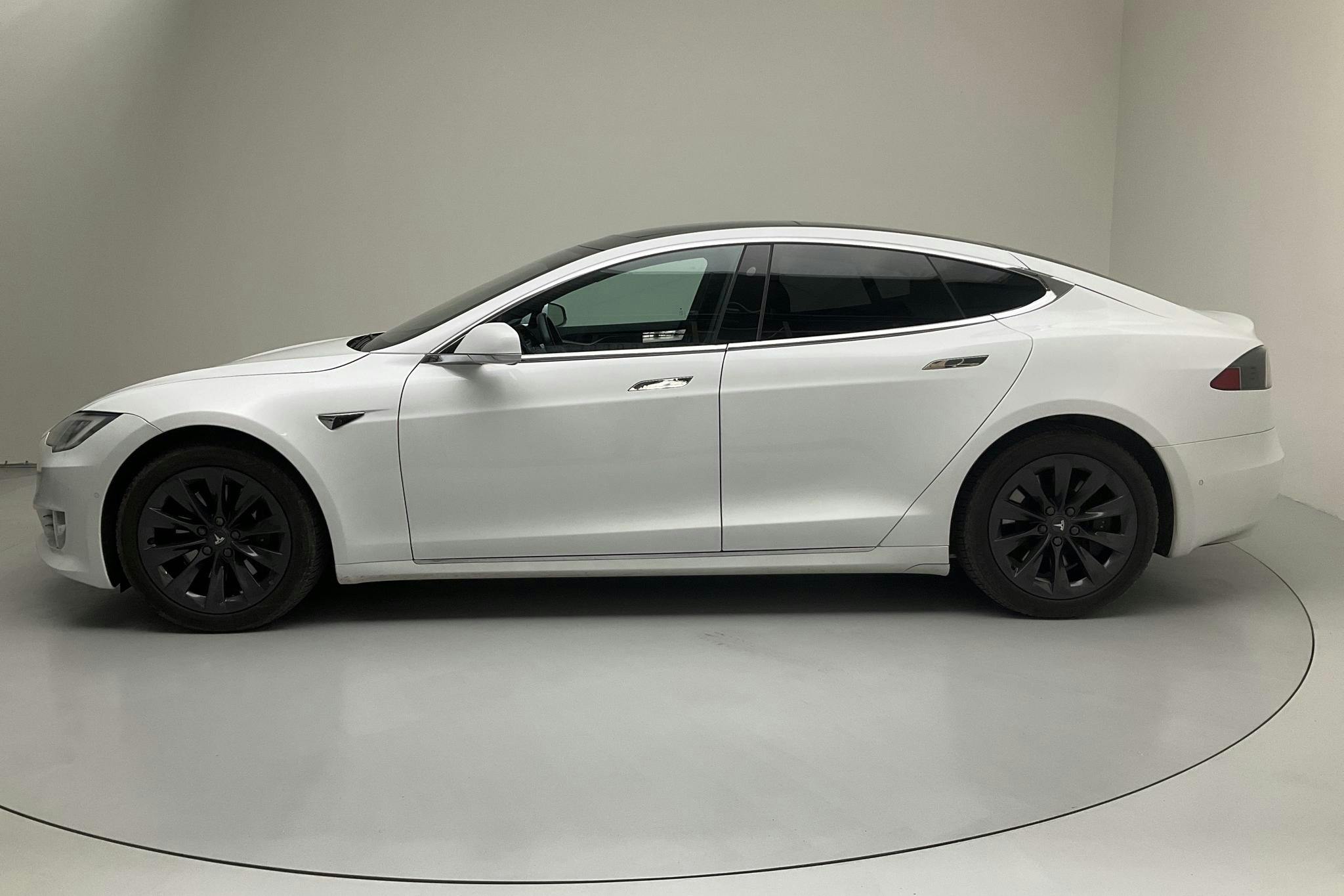 Tesla Model S 100D - 14 312 mil - Automat - vit - 2018