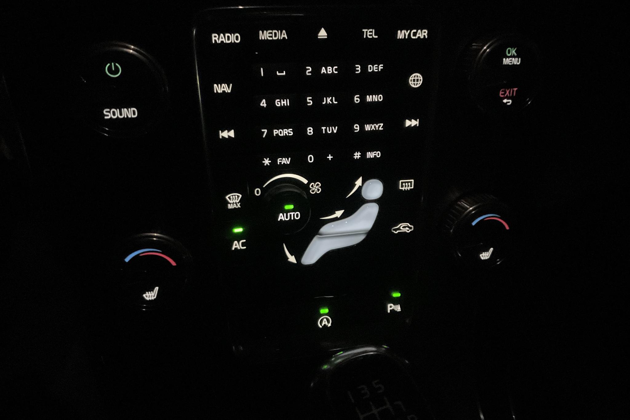 Volvo V60 D4 (181hk) - 19 554 mil - Manuell - blå - 2015