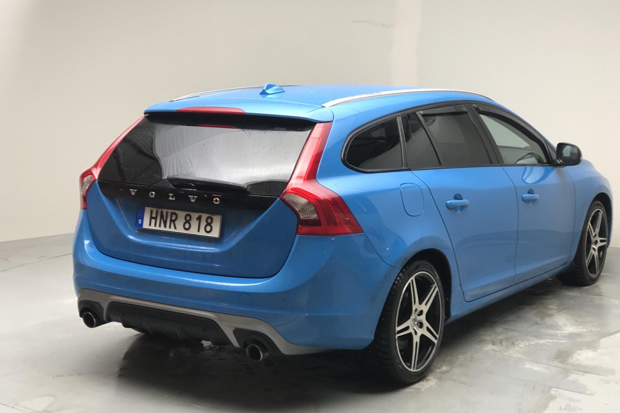 Volvo V60 D4 (181hk) - 195 540 km - Manual - blue - 2015